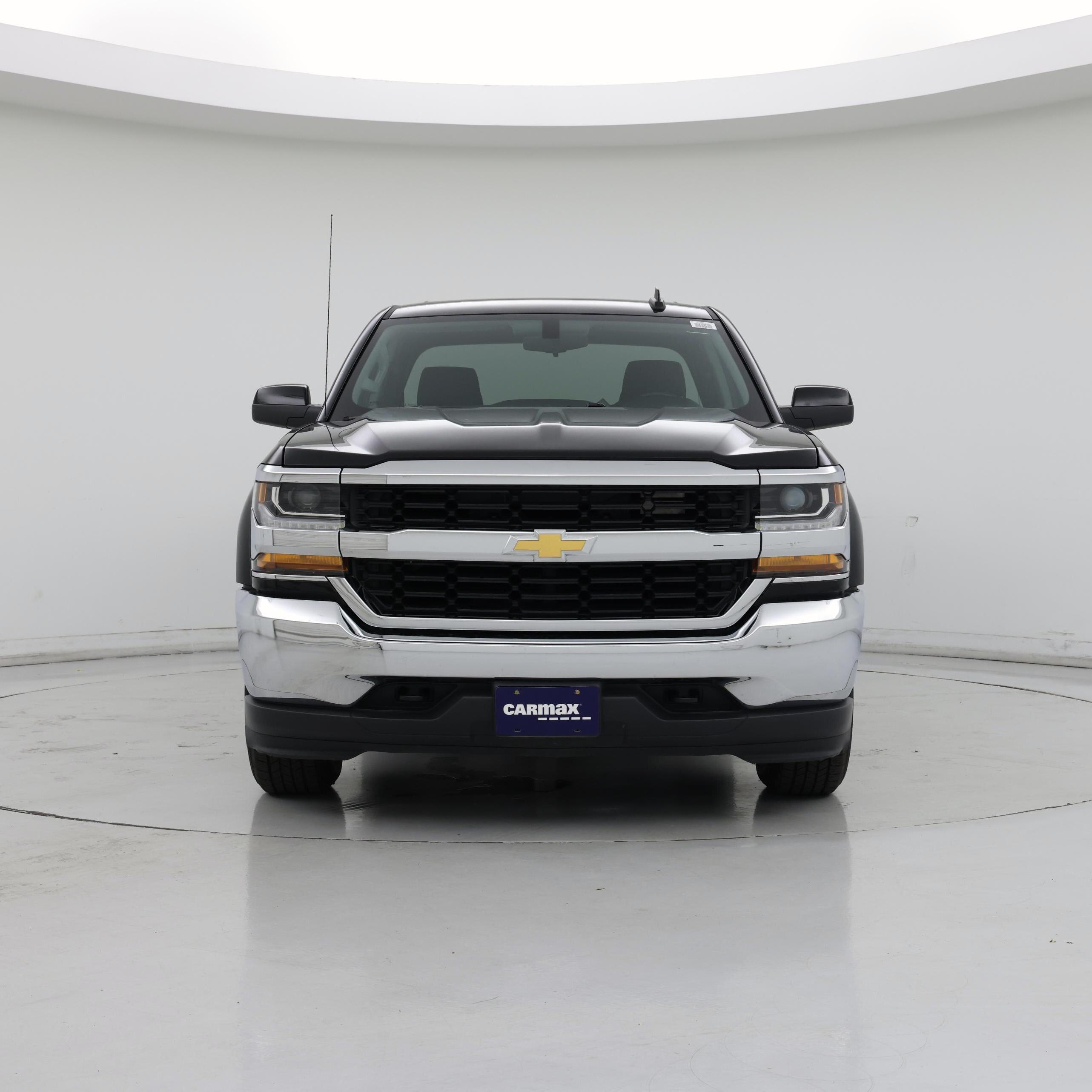 Thumbnail: 2019 Chevrolet Silverado 1500 - 5