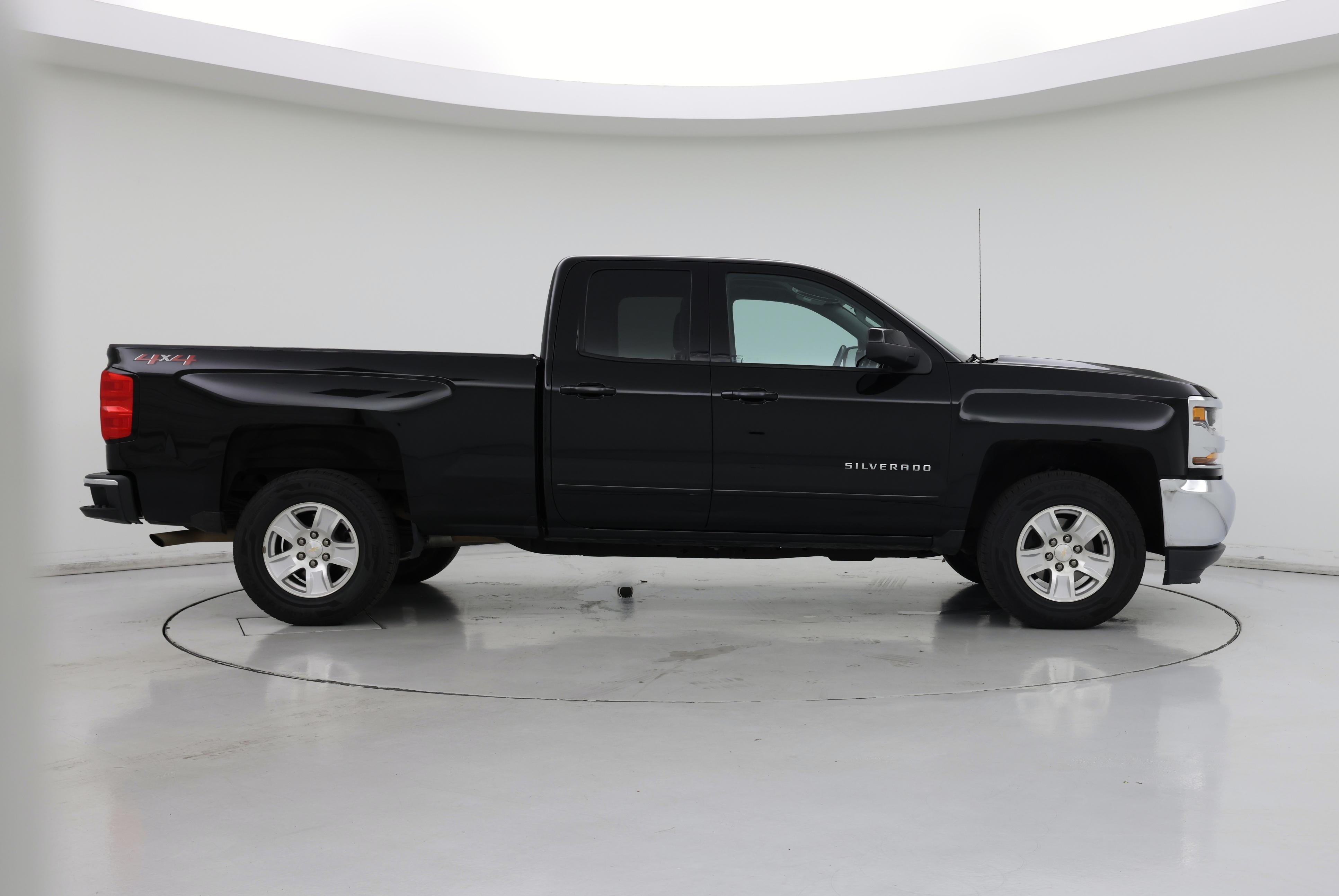 Thumbnail: 2019 Chevrolet Silverado 1500 - 7