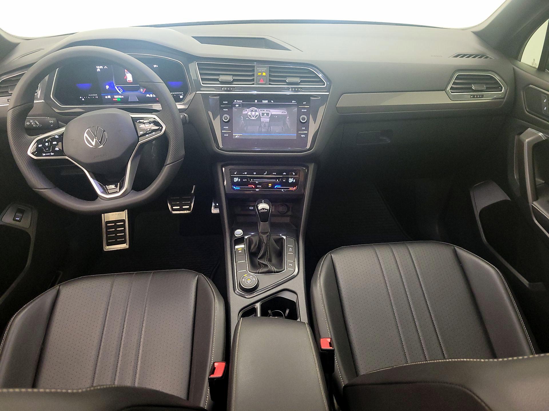 Thumbnail: 2022 Volkswagen Tiguan - 9