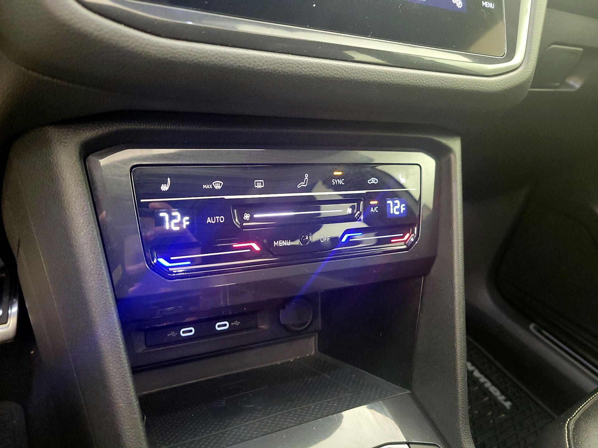 Thumbnail: 2022 Volkswagen Tiguan - 16