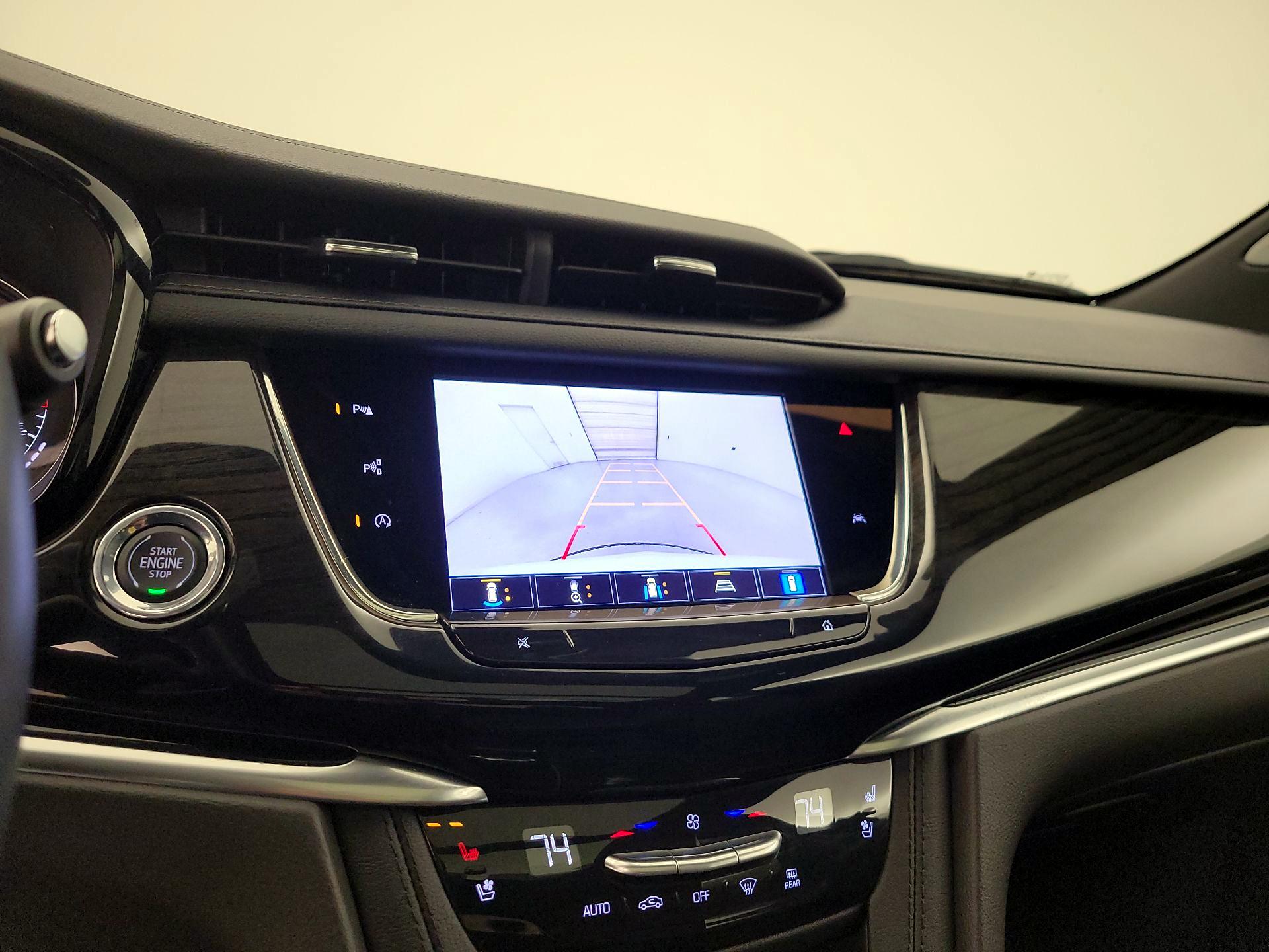 Thumbnail: 2024 Cadillac XT6 - 15