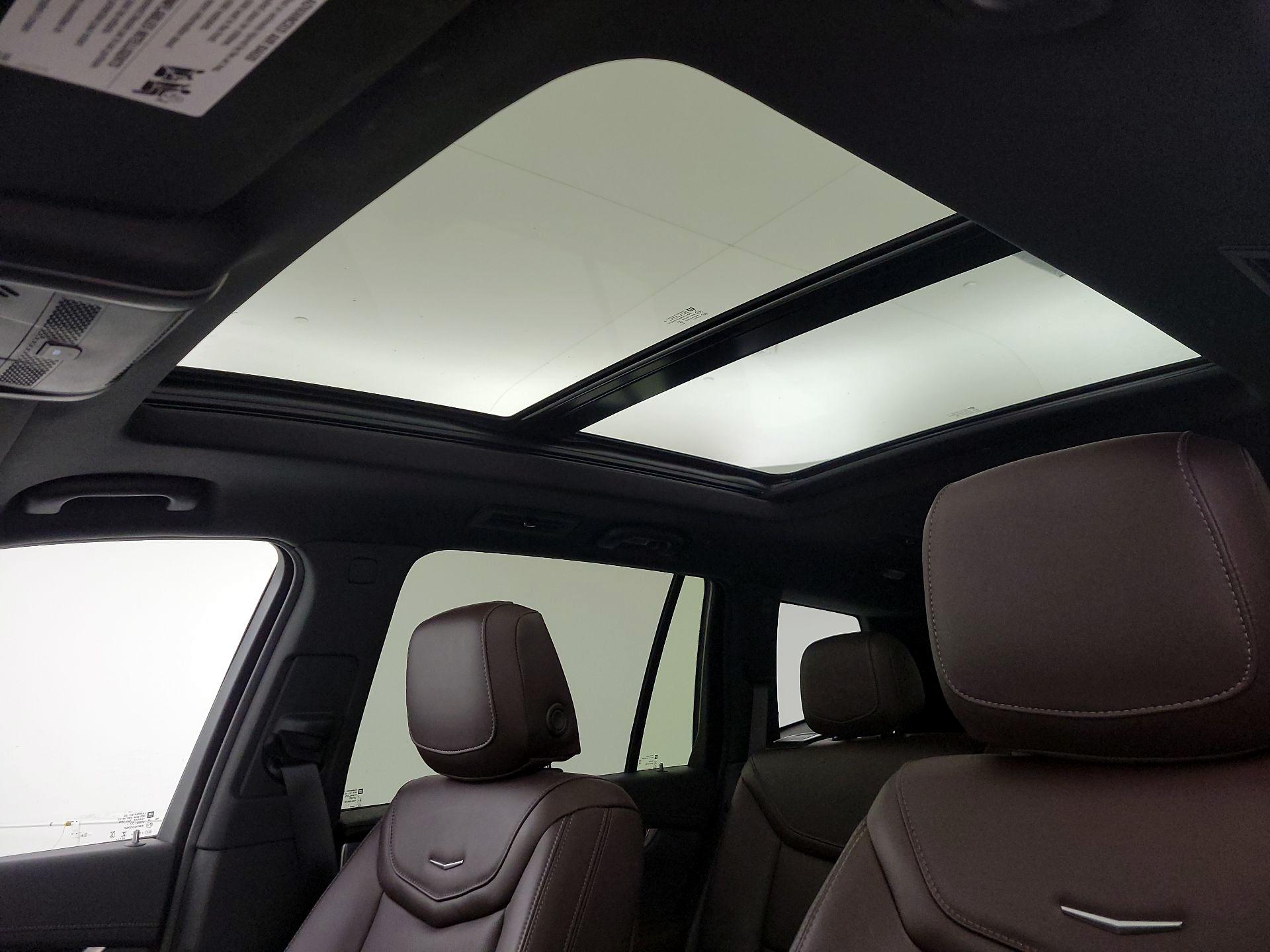 Thumbnail: 2024 Cadillac XT6 - 20