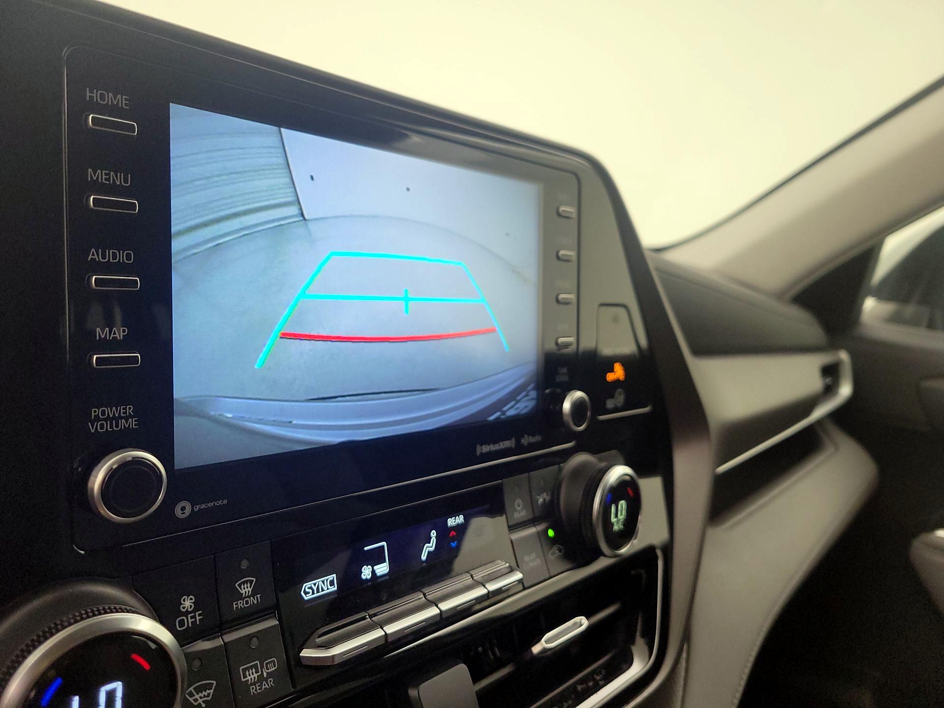 Thumbnail: 2022 Toyota Highlander - 14