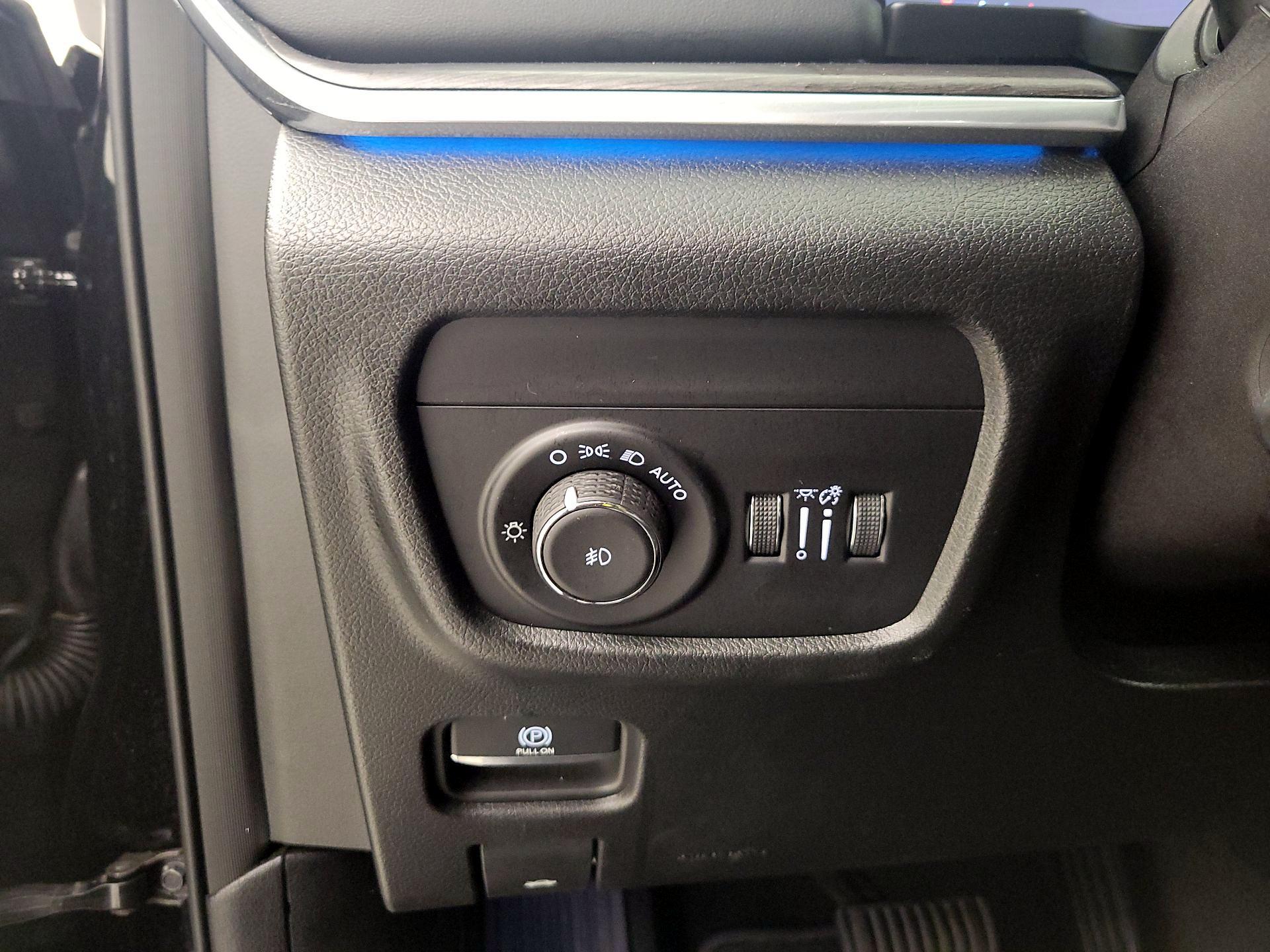 Thumbnail: 2023 Jeep Grand Cherokee L - 13