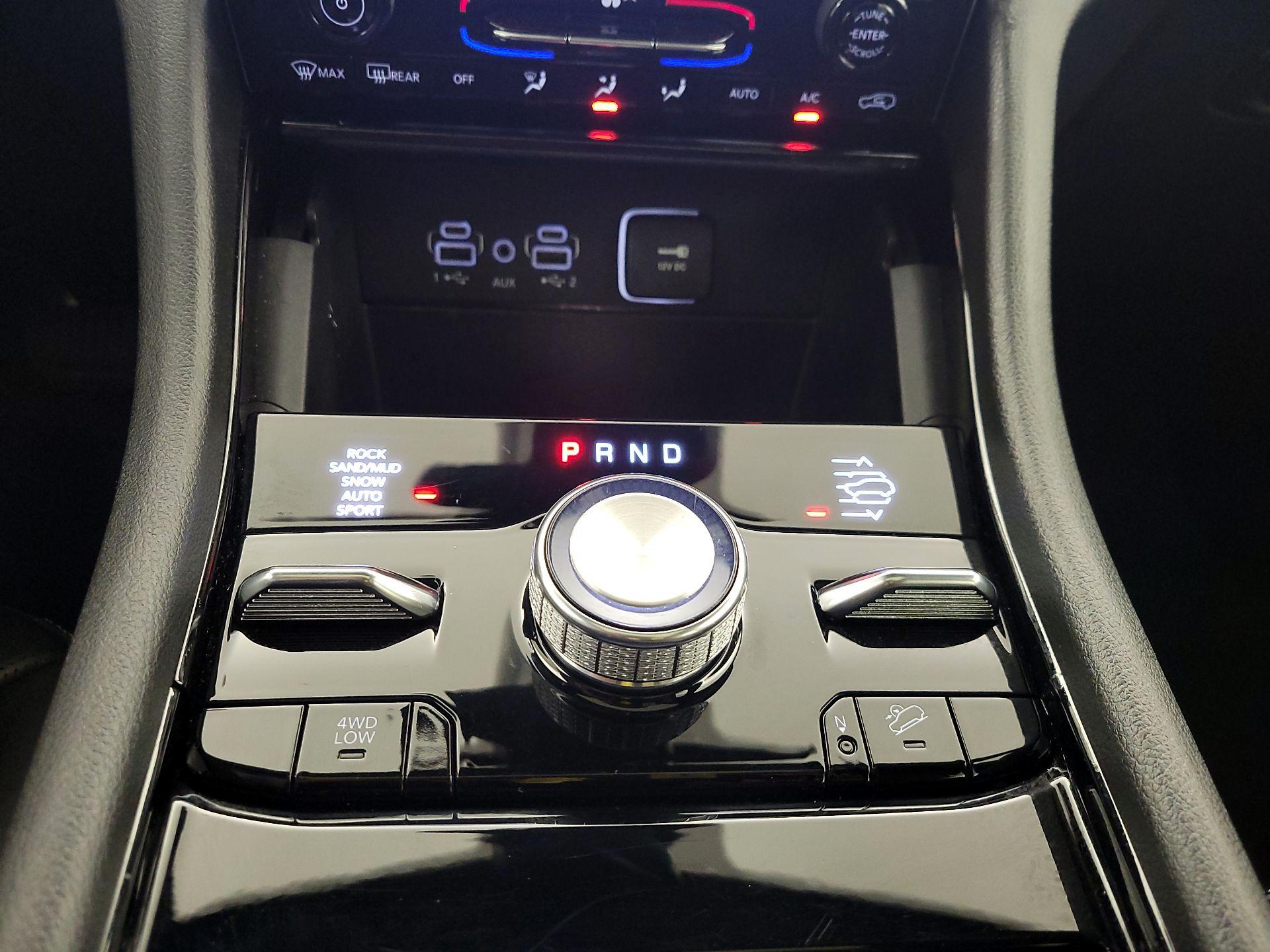 Thumbnail: 2023 Jeep Grand Cherokee L - 18