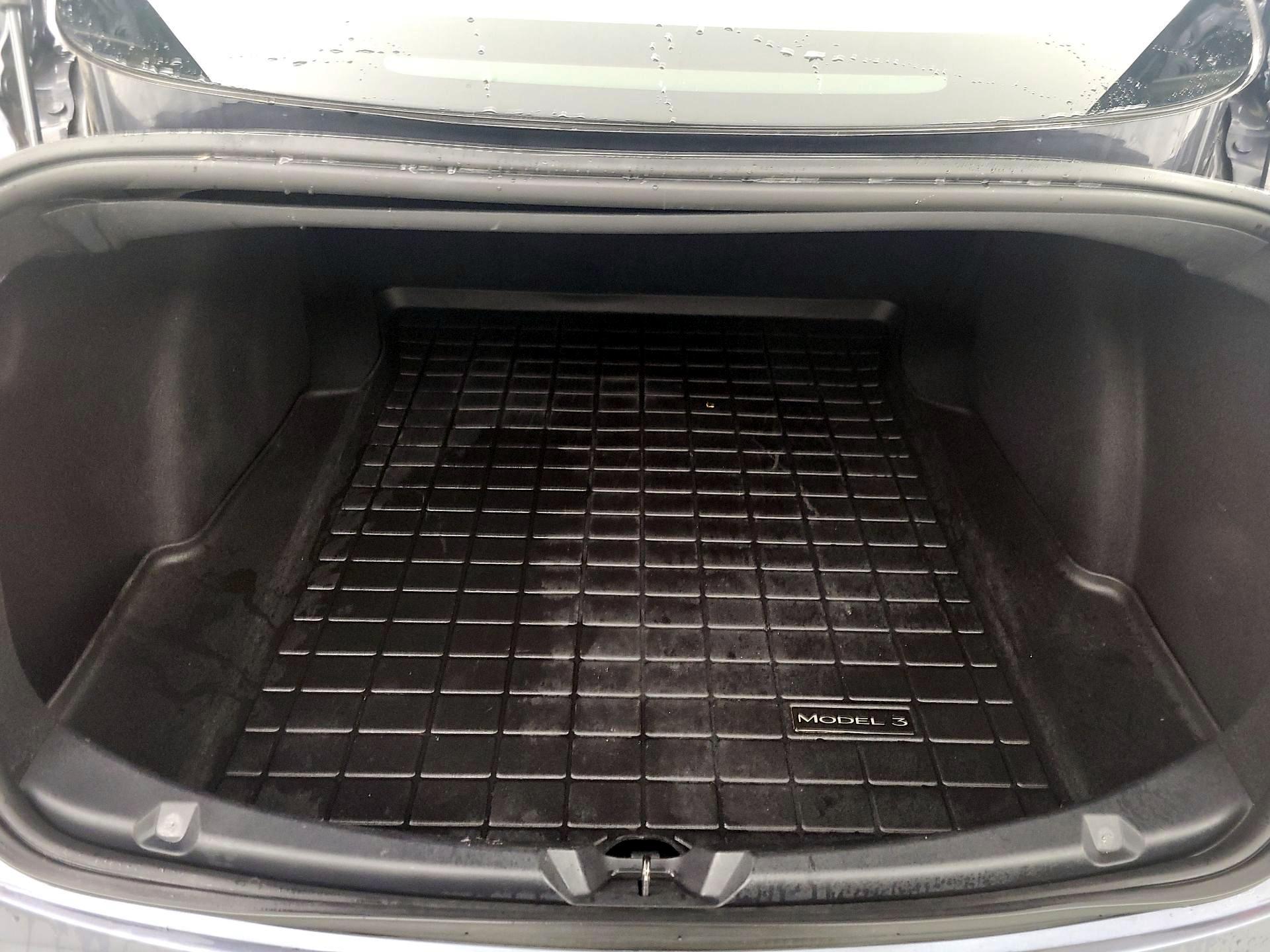 Thumbnail: 2020 Tesla Model 3 - 20