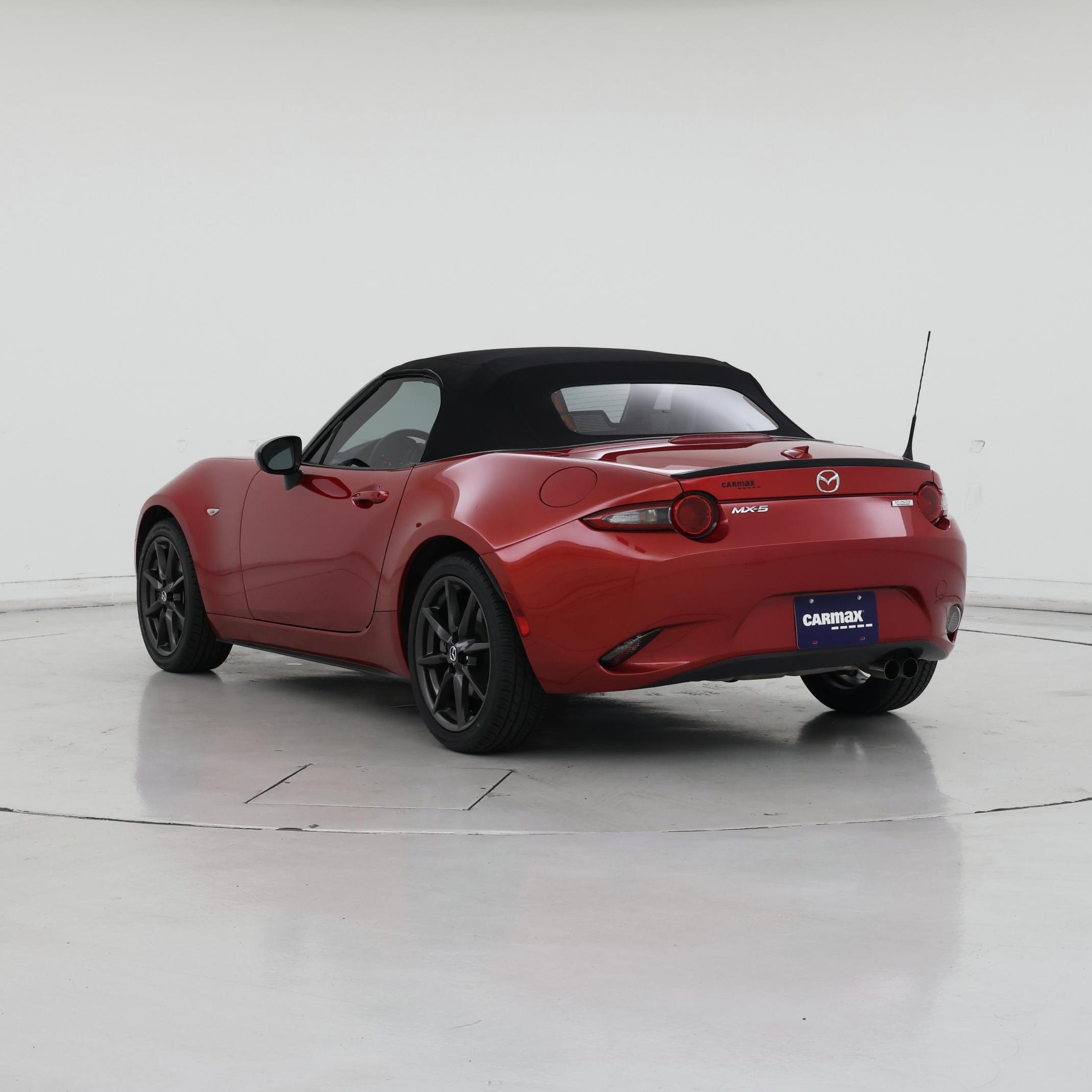 Thumbnail: 2016 Mazda MX-5 Miata - 2