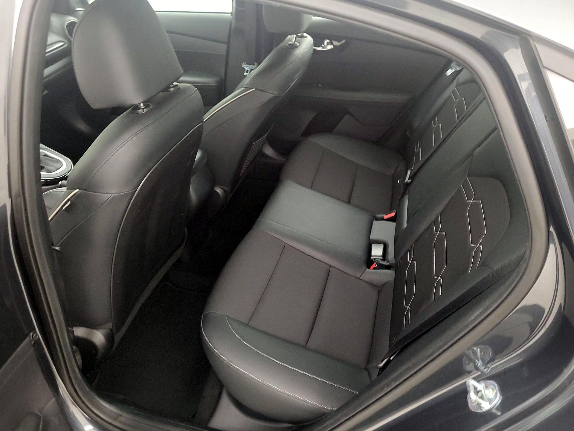 Thumbnail: 2021 Kia Forte - 19