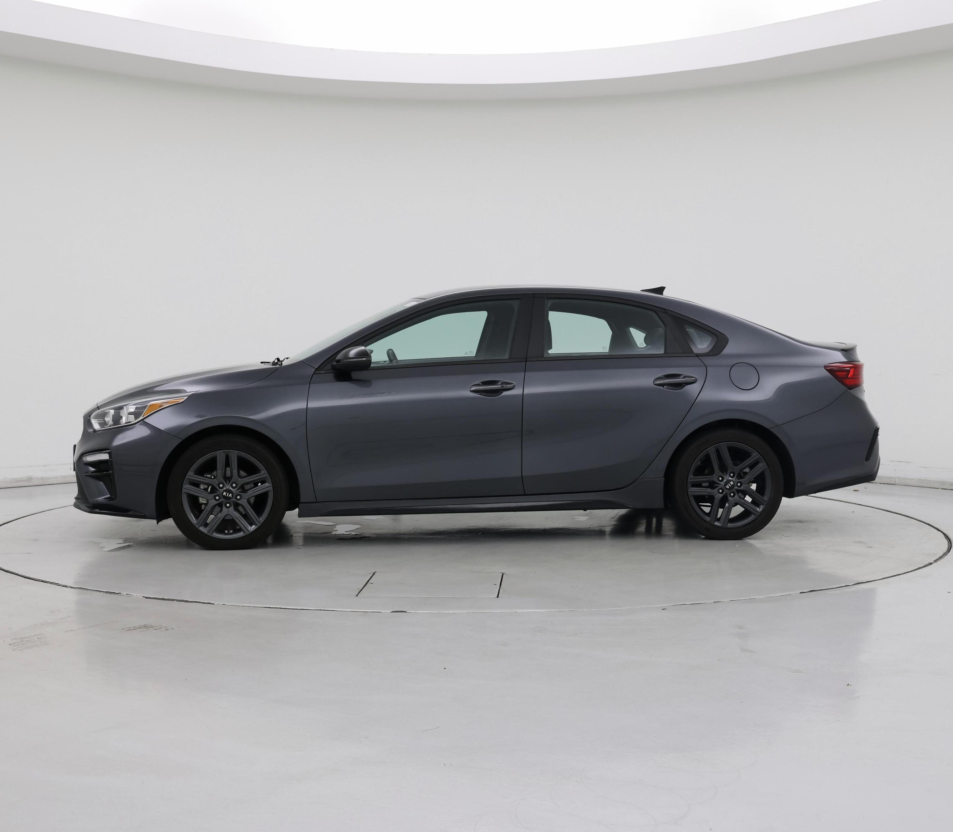 Thumbnail: 2021 Kia Forte - 3