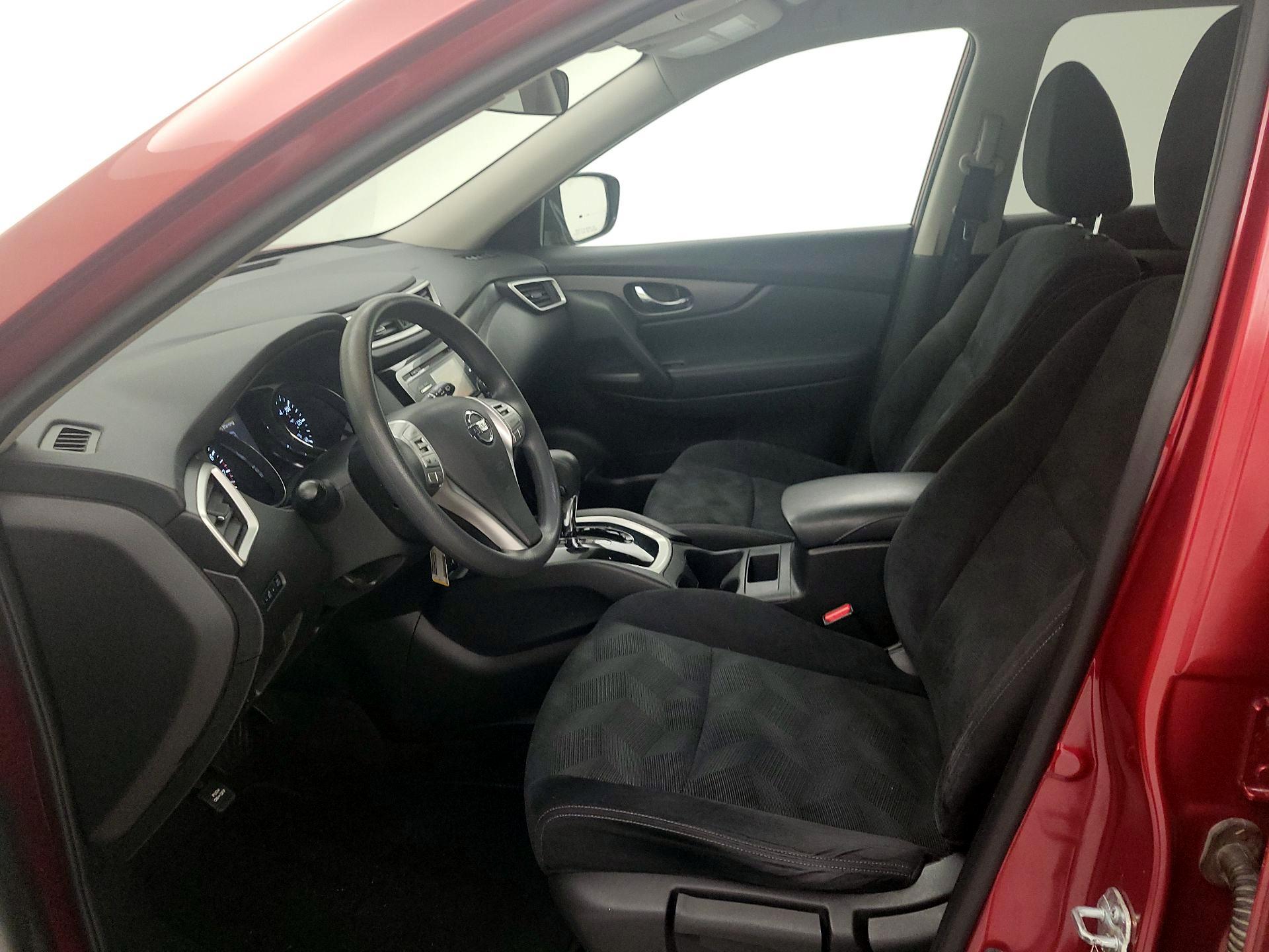 Thumbnail: 2016 Nissan Rogue - 11