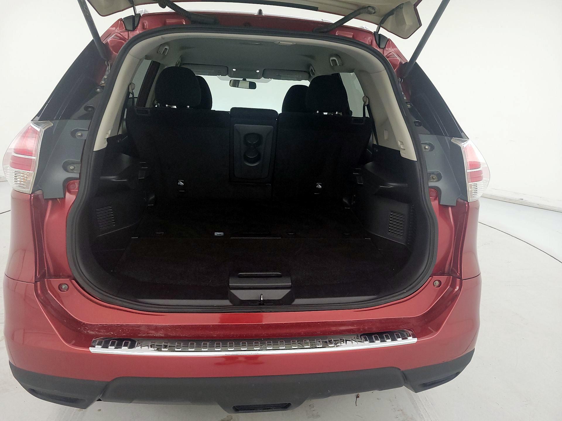 Thumbnail: 2016 Nissan Rogue - 20