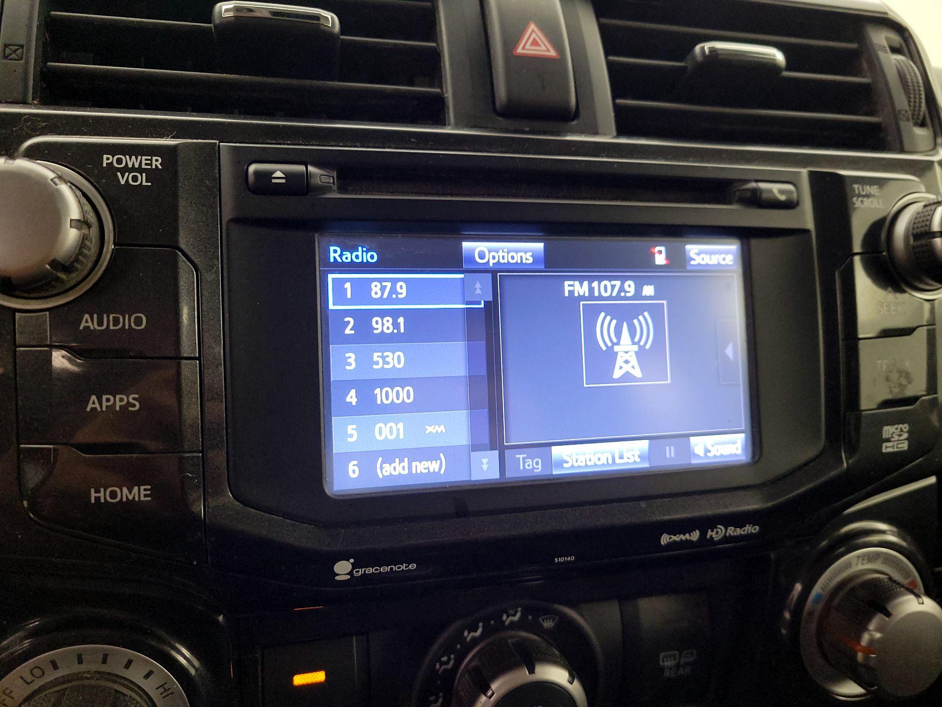 Thumbnail: 2016 Toyota 4Runner - 15