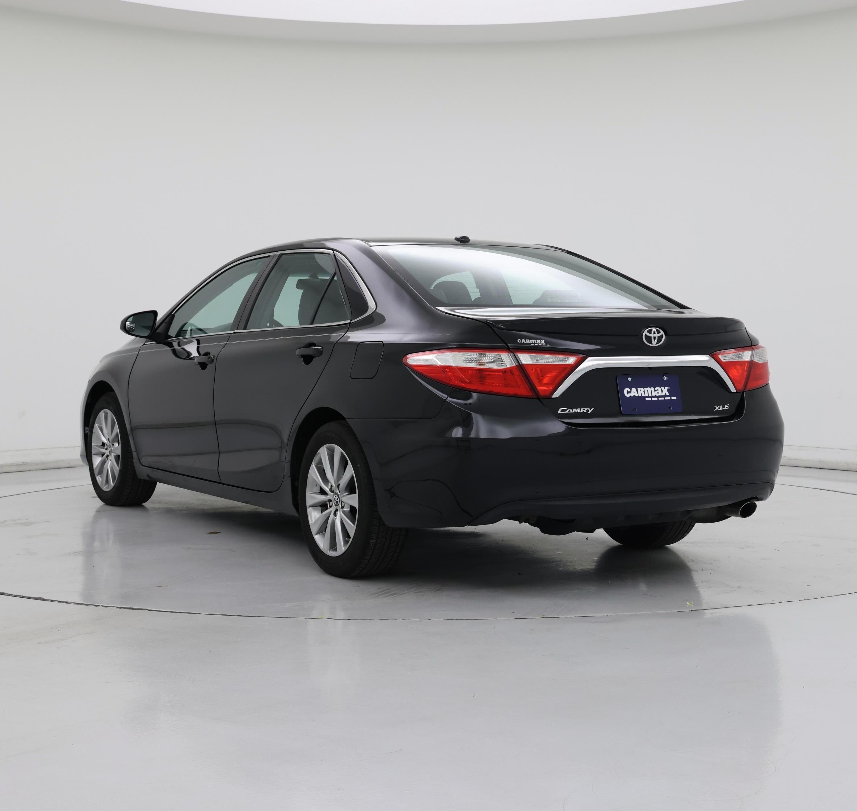 Thumbnail: 2016 Toyota Camry - 2