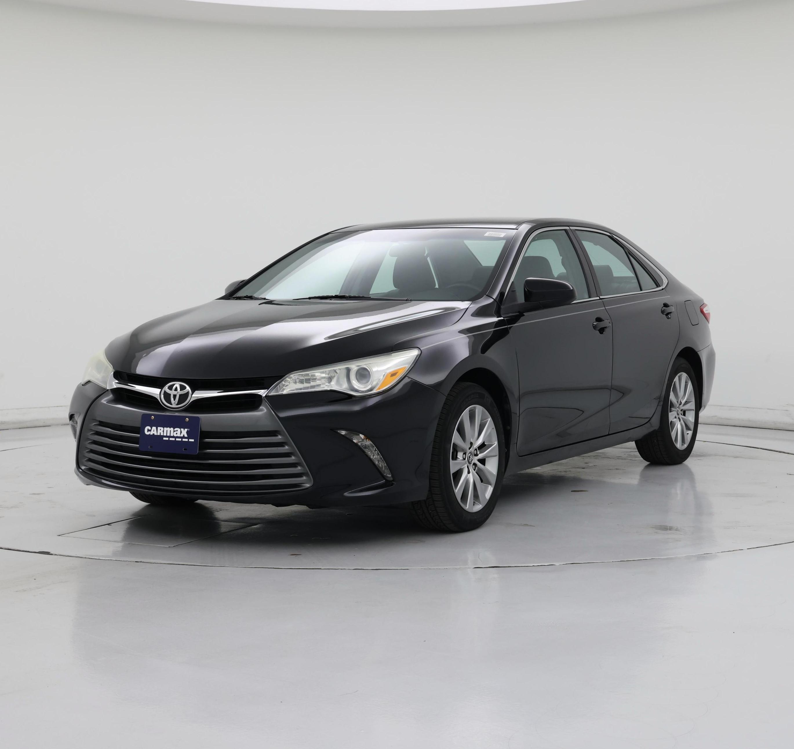 Thumbnail: 2016 Toyota Camry - 4