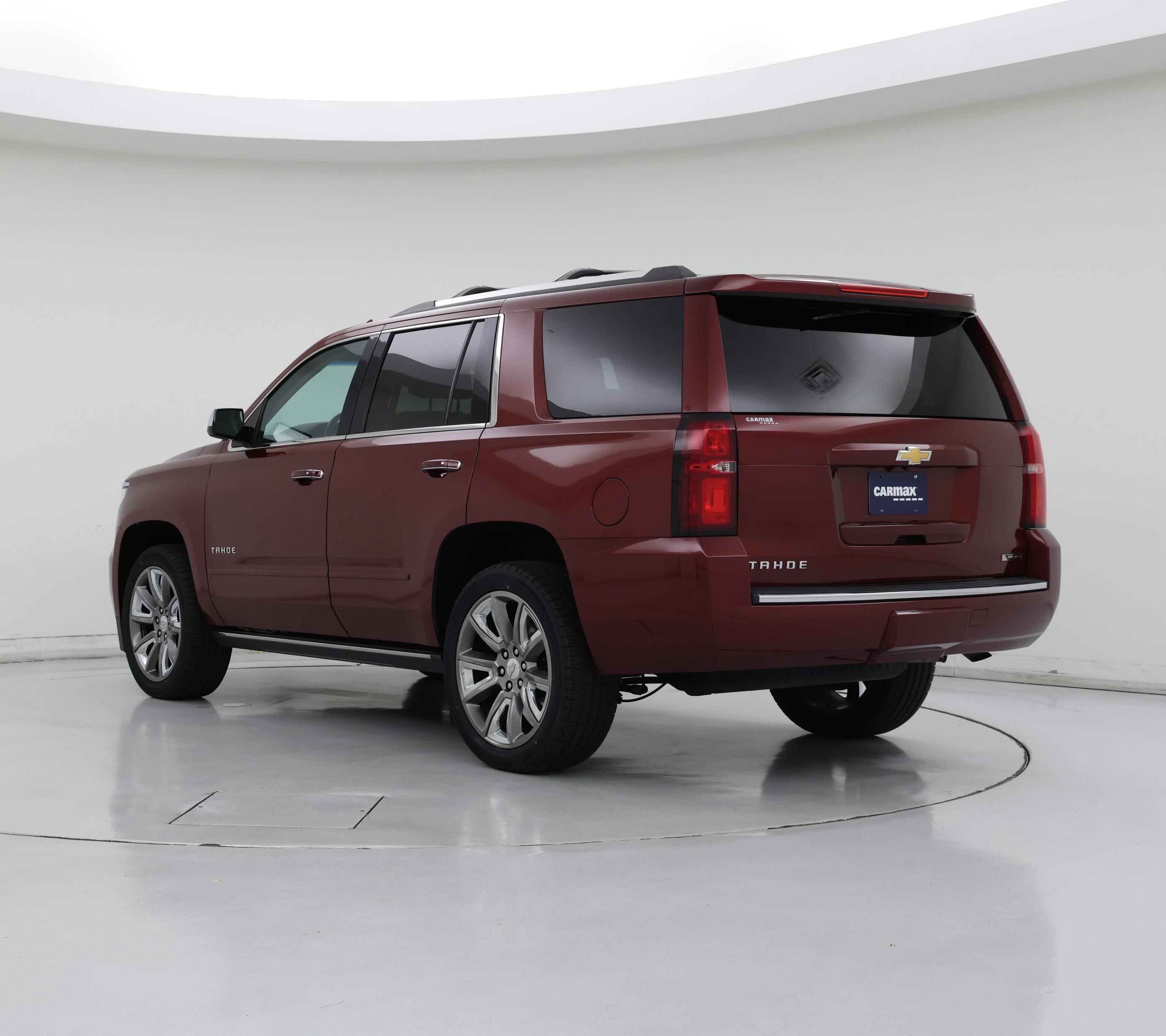 Thumbnail: 2018 Chevrolet Tahoe - 2