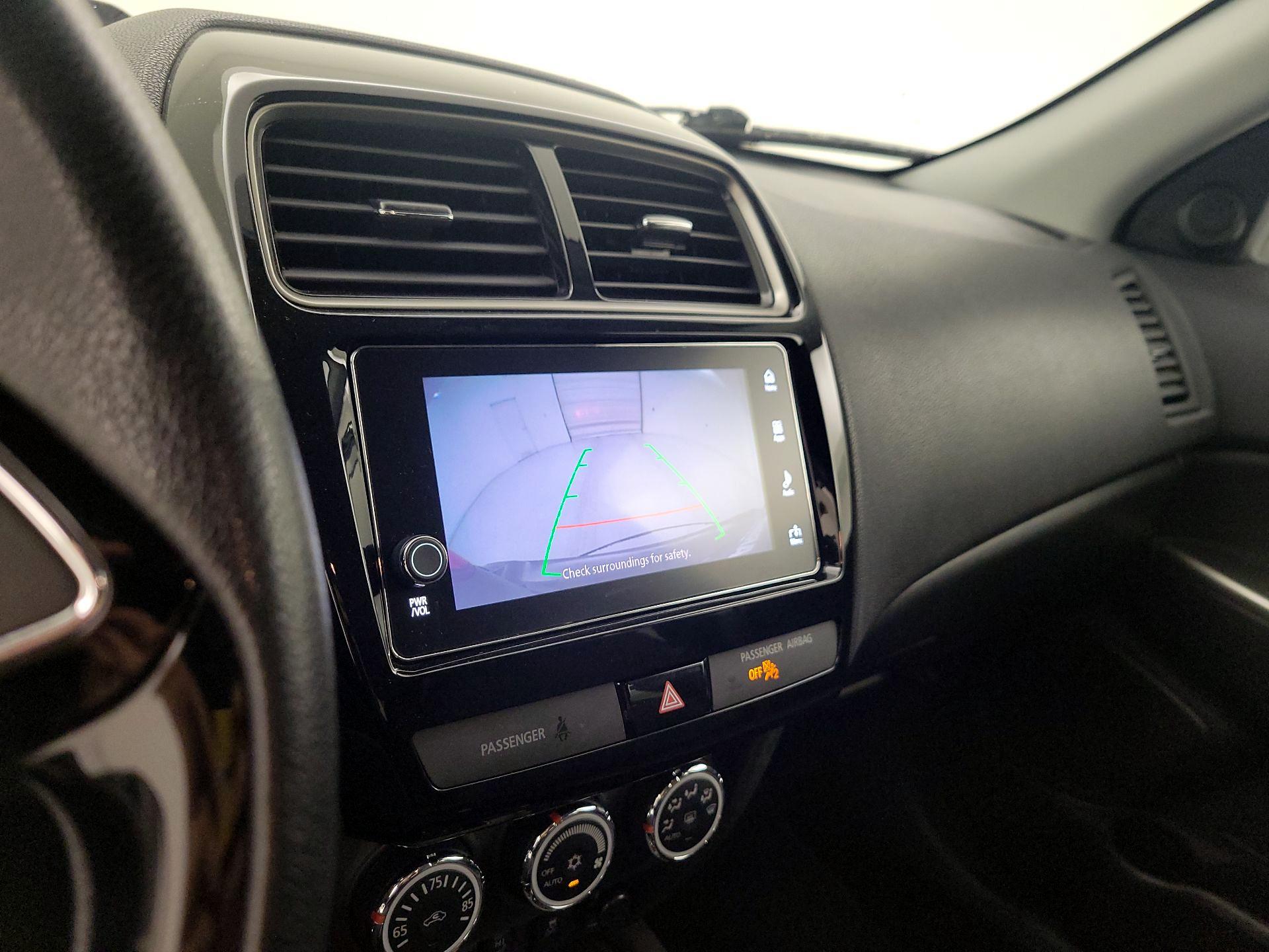 Thumbnail: 2018 Mitsubishi Outlander Sport - 14