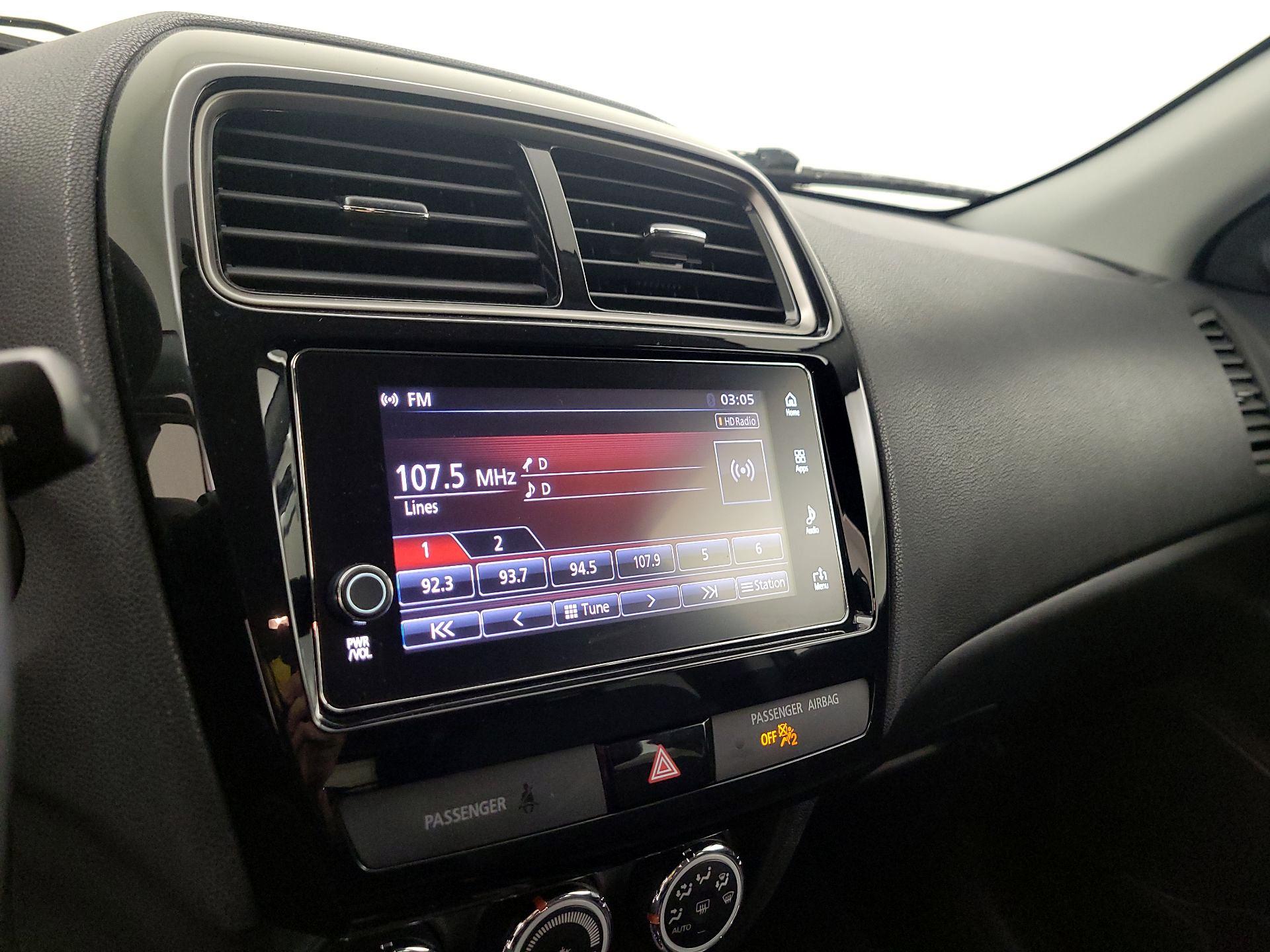 Thumbnail: 2018 Mitsubishi Outlander Sport - 15