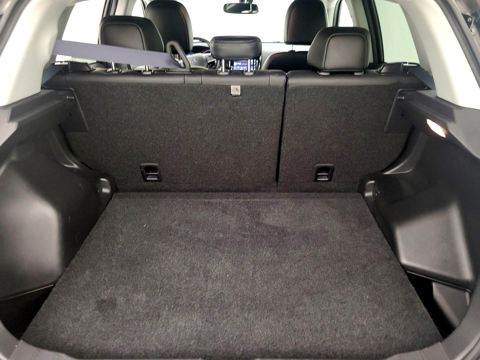 Thumbnail: 2018 Mitsubishi Outlander Sport - 20