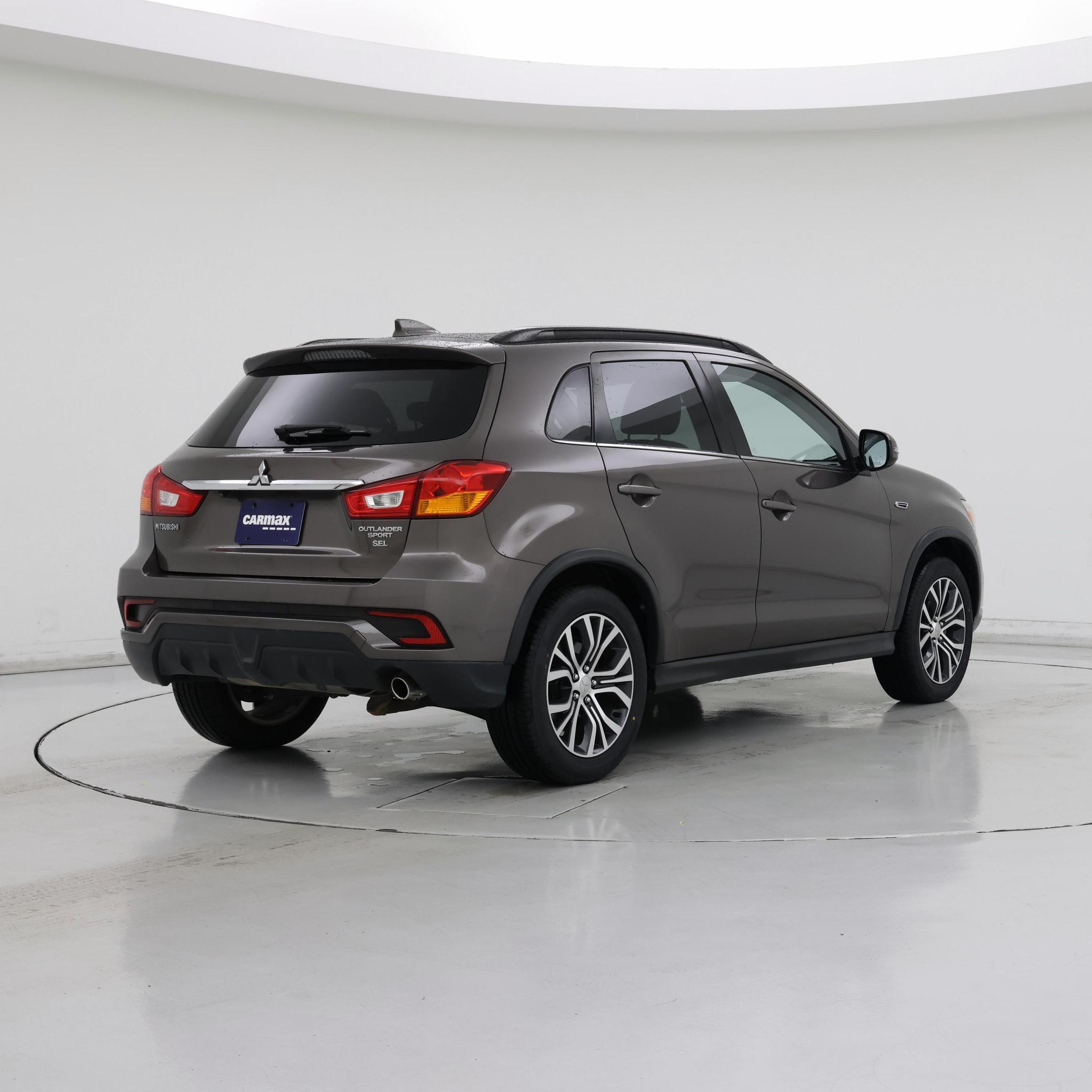 Thumbnail: 2018 Mitsubishi Outlander Sport - 8