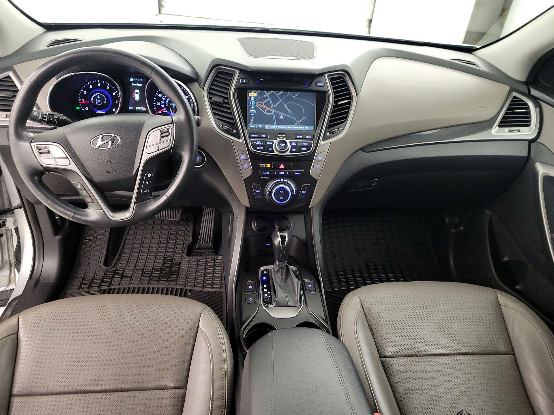 Thumbnail: 2015 Hyundai Santa Fe - 9