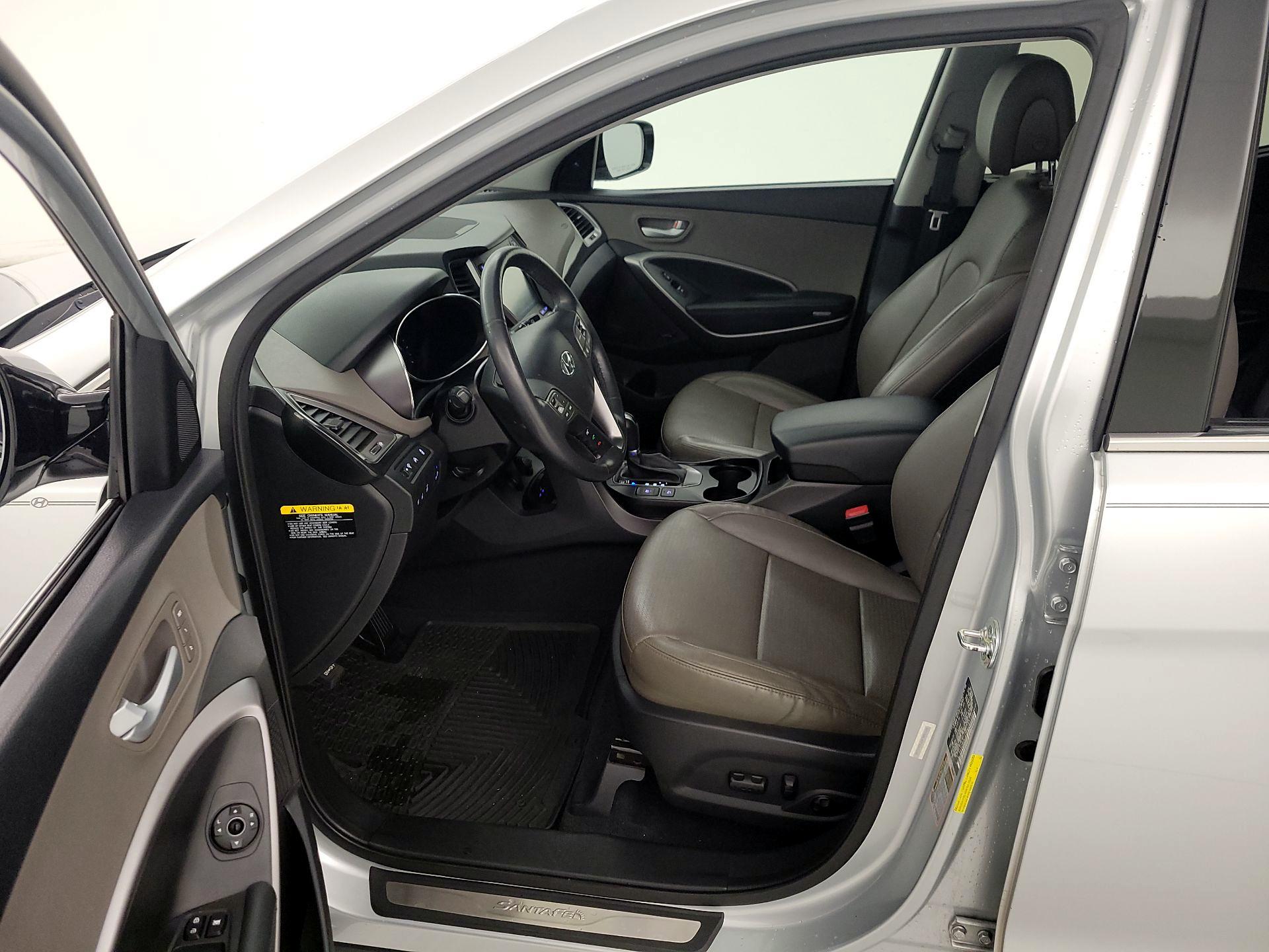 Thumbnail: 2015 Hyundai Santa Fe - 11