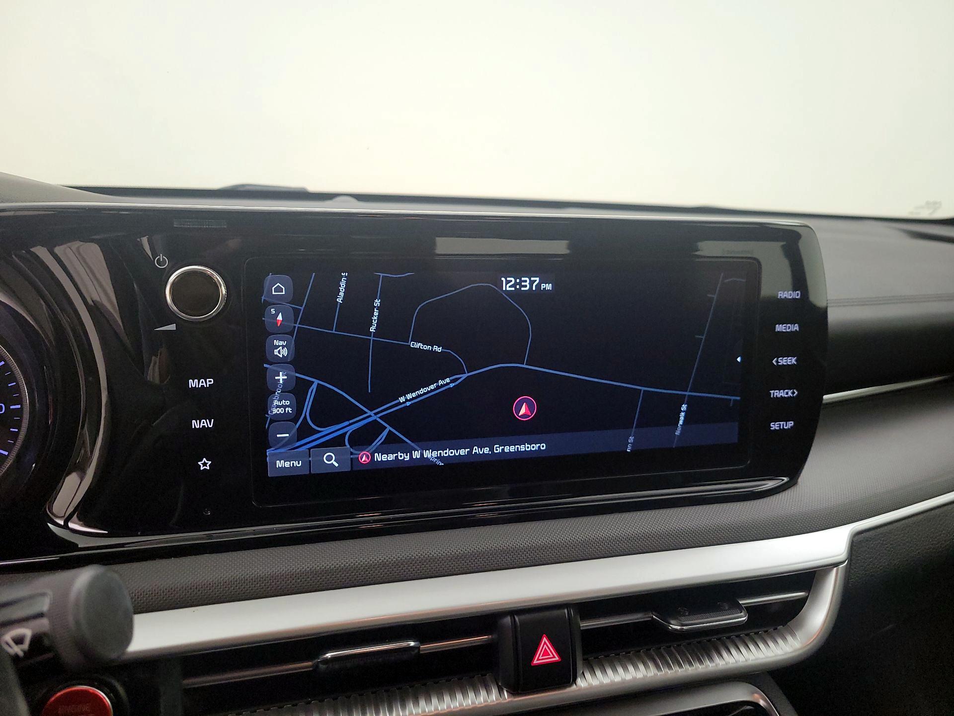 Thumbnail: 2023 Kia K5 - 14