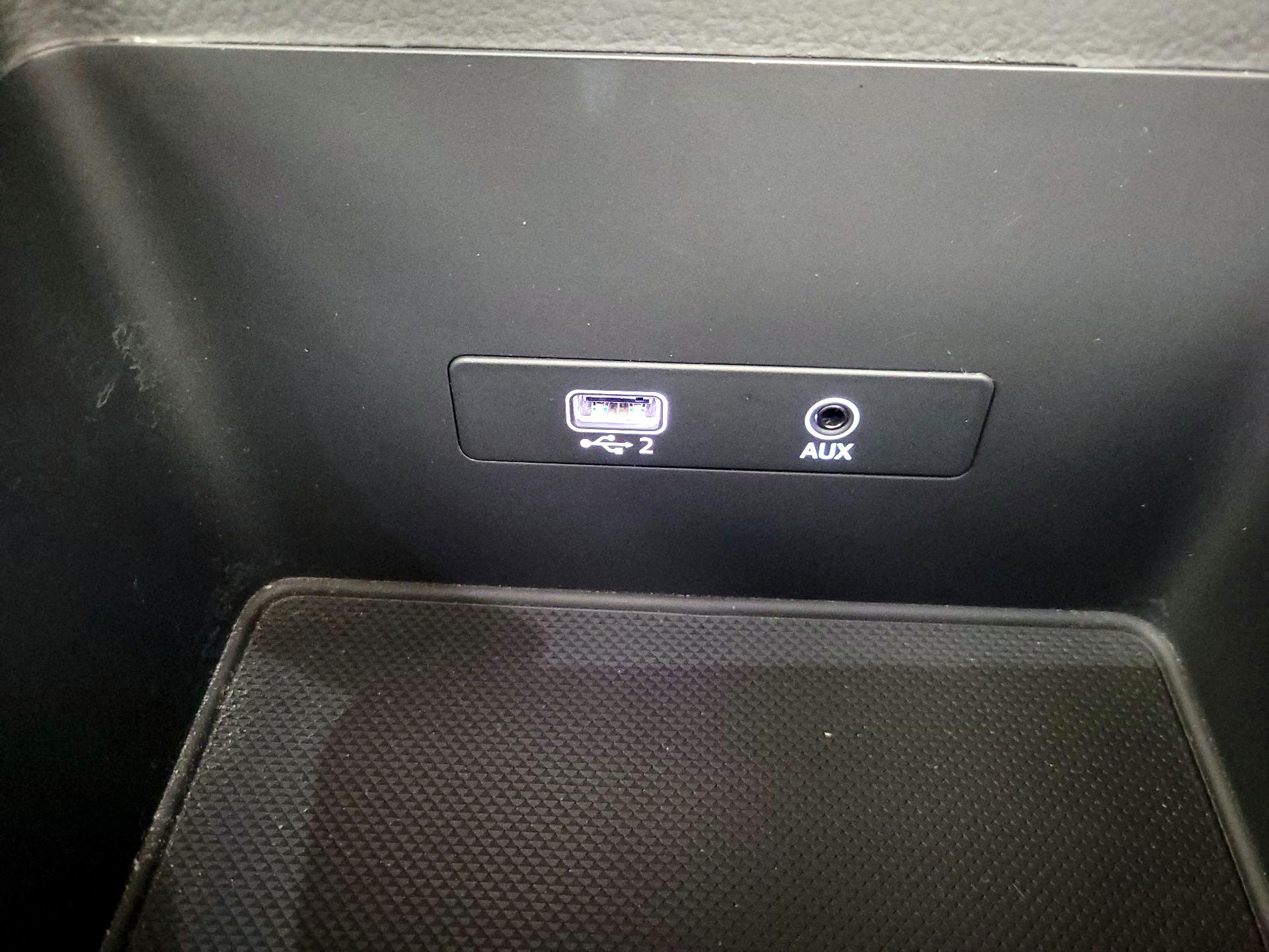 Thumbnail: 2018 Audi SQ5 - 18