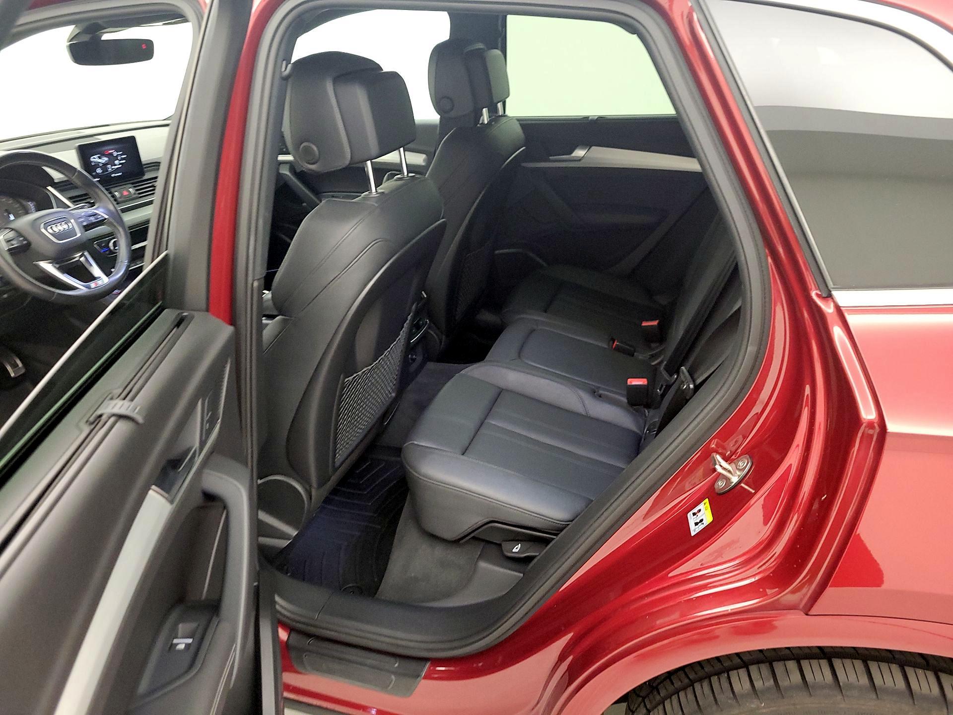 Thumbnail: 2018 Audi SQ5 - 20