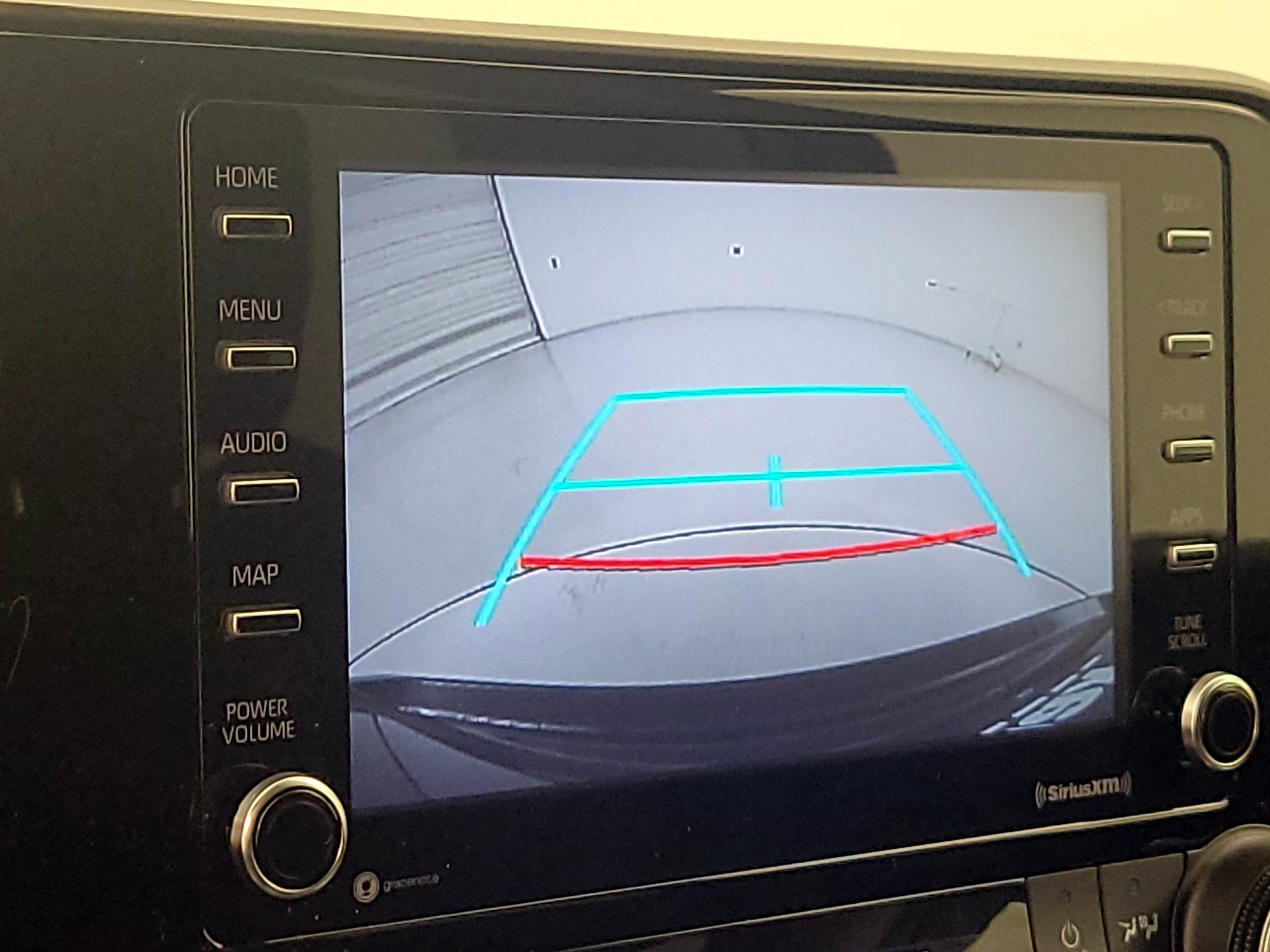 Thumbnail: 2022 Toyota Highlander - 14