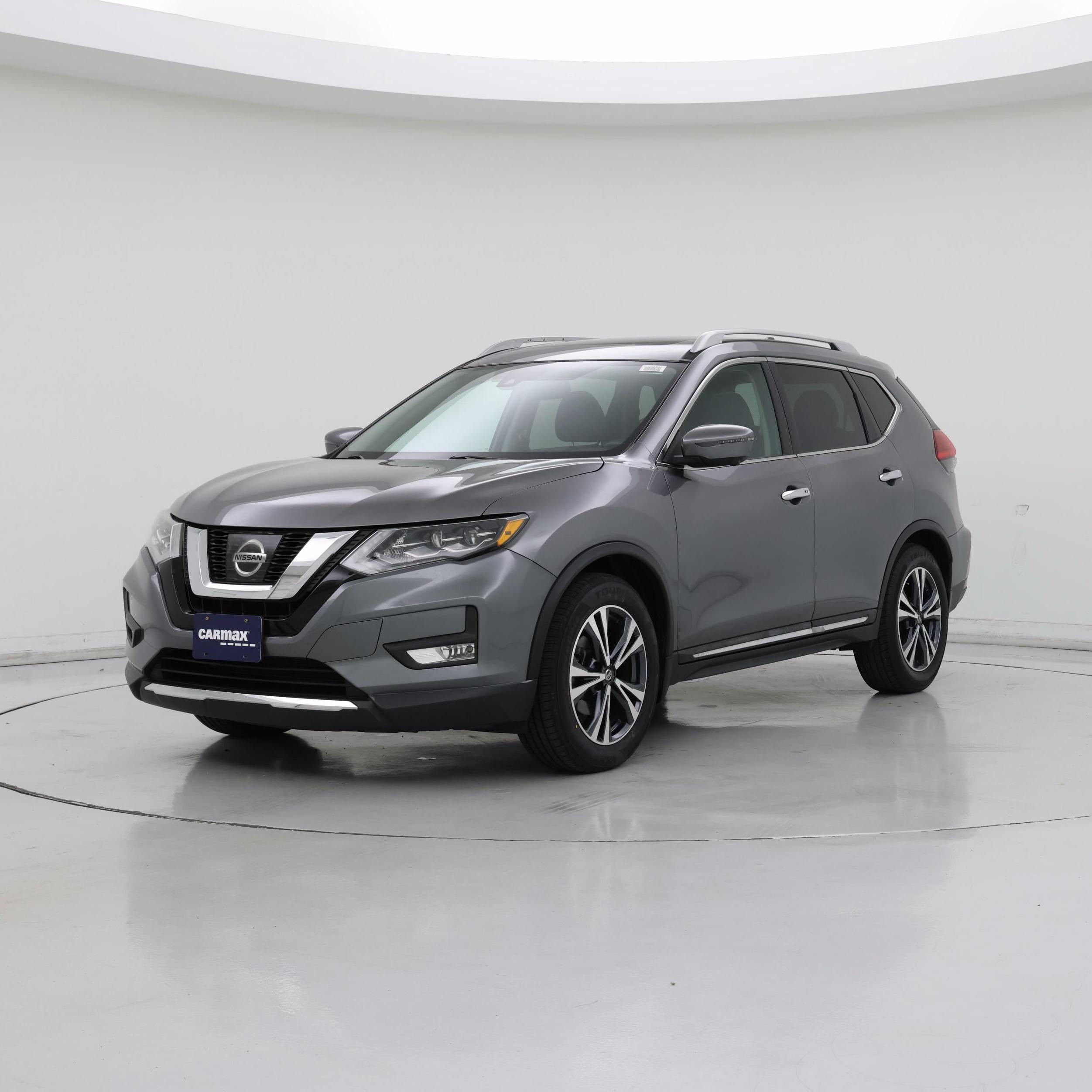 Thumbnail: 2017 Nissan Rogue - 4
