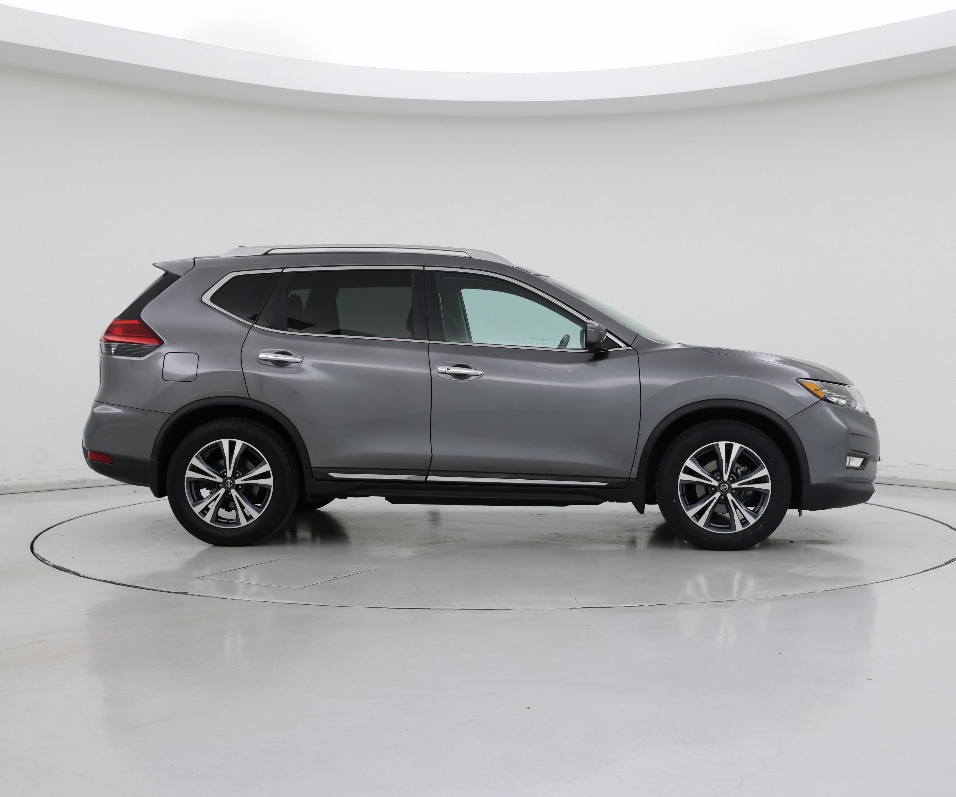 Thumbnail: 2017 Nissan Rogue - 7