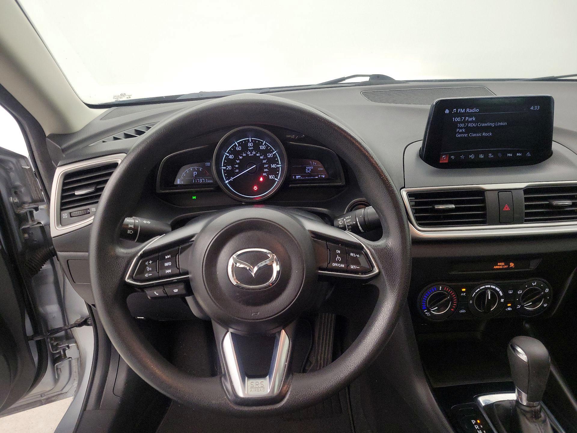 Thumbnail: 2018 Mazda Mazda3 - 10