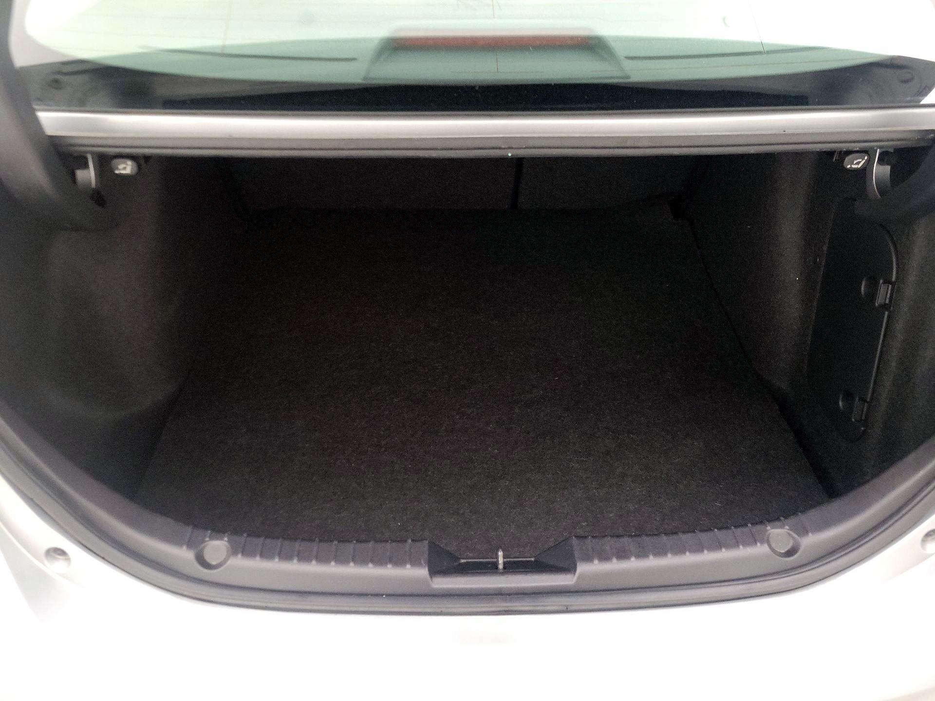 Thumbnail: 2018 Mazda Mazda3 - 20