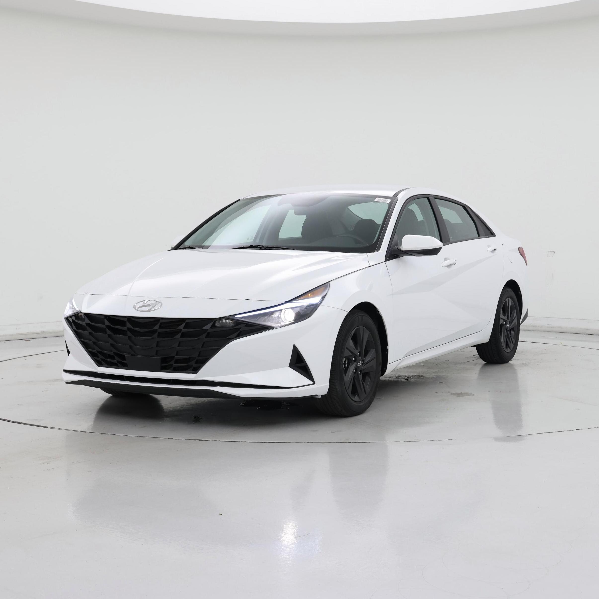 Thumbnail: 2021 Hyundai Elantra - 4