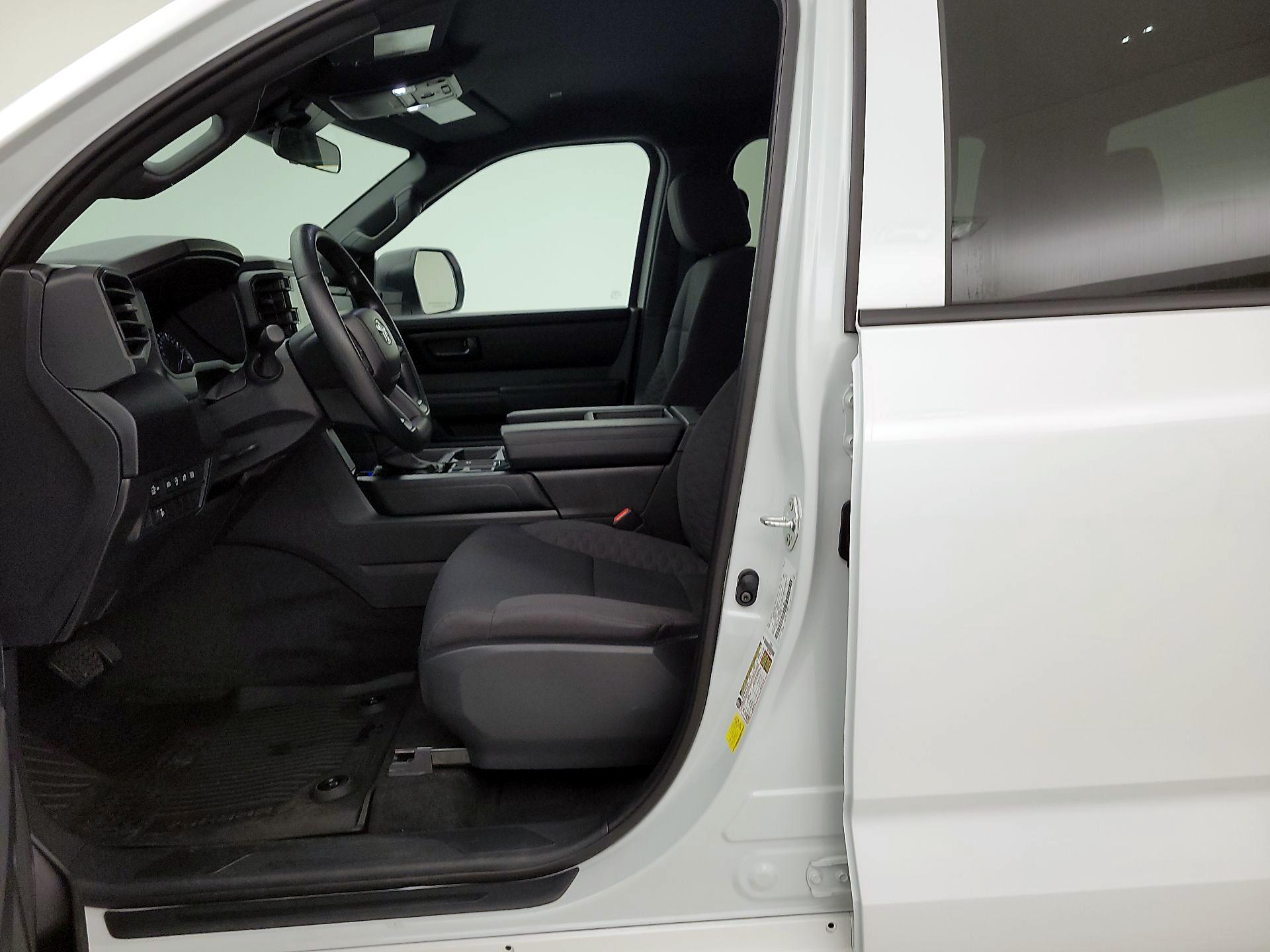 Thumbnail: 2025 Toyota Tundra - 11