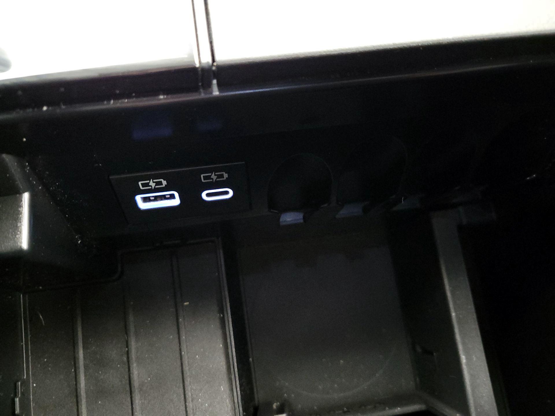 Thumbnail: 2025 Toyota Tundra - 17