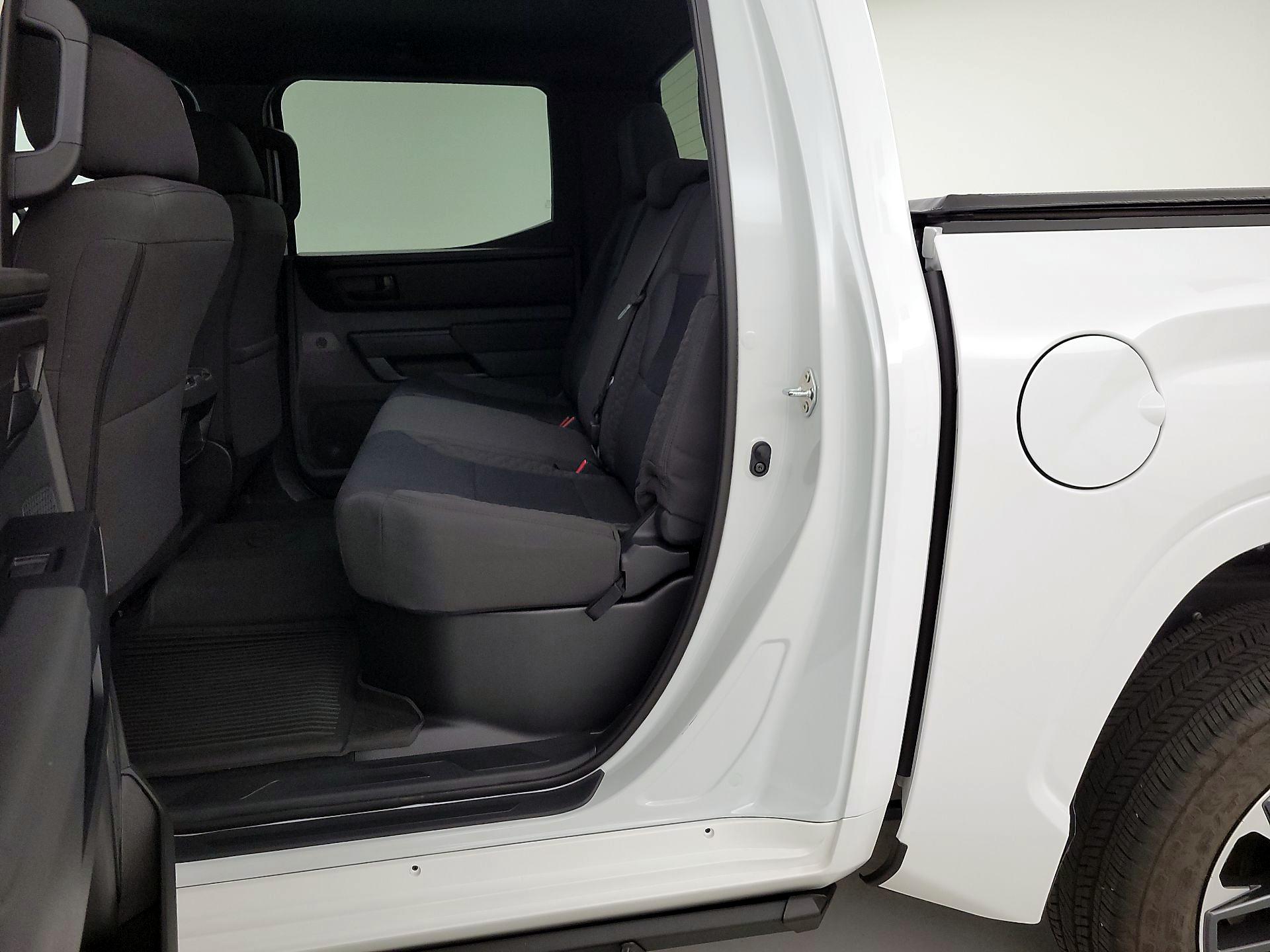 Thumbnail: 2025 Toyota Tundra - 18