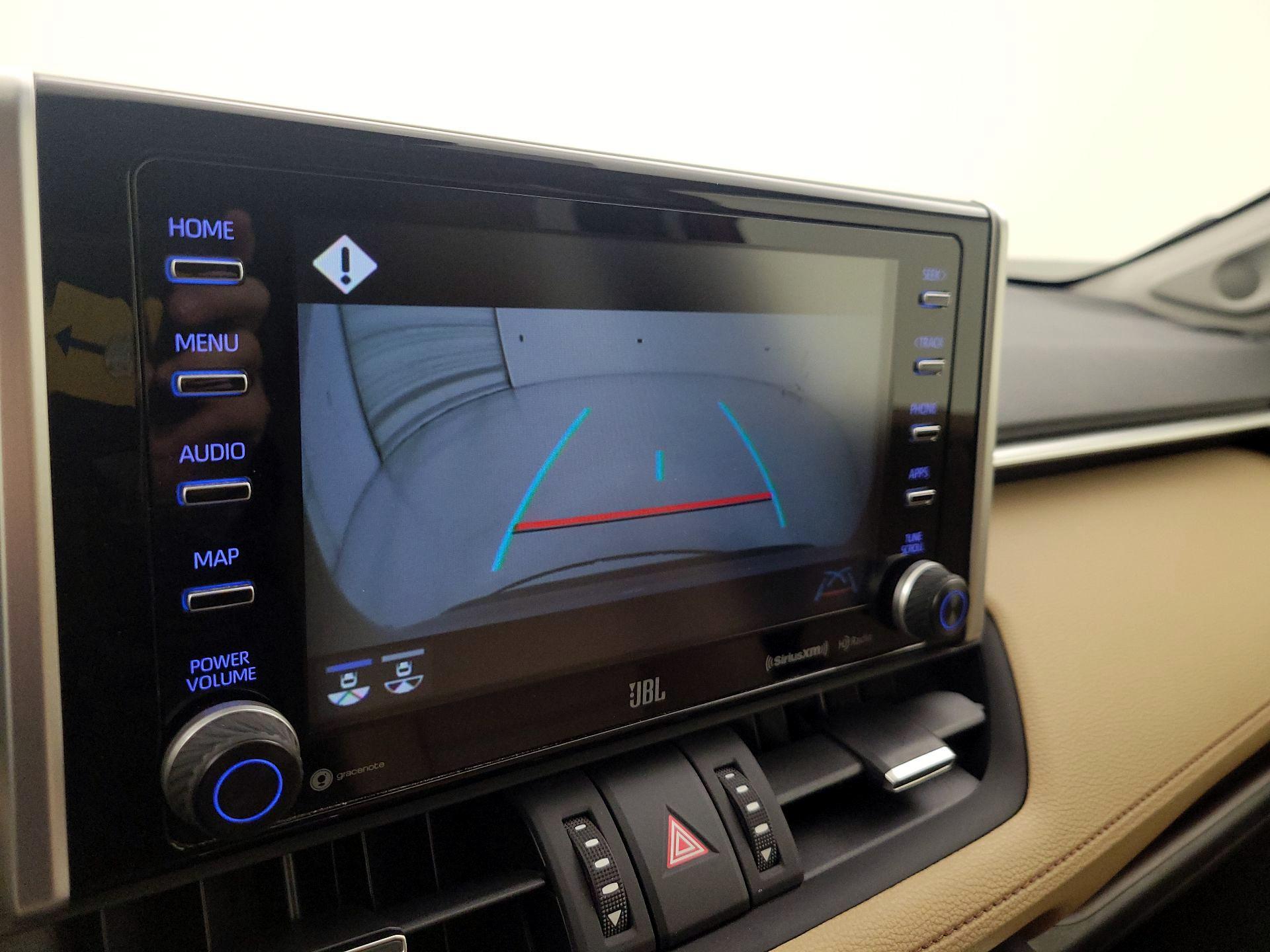 Thumbnail: 2020 Toyota RAV4 - 14