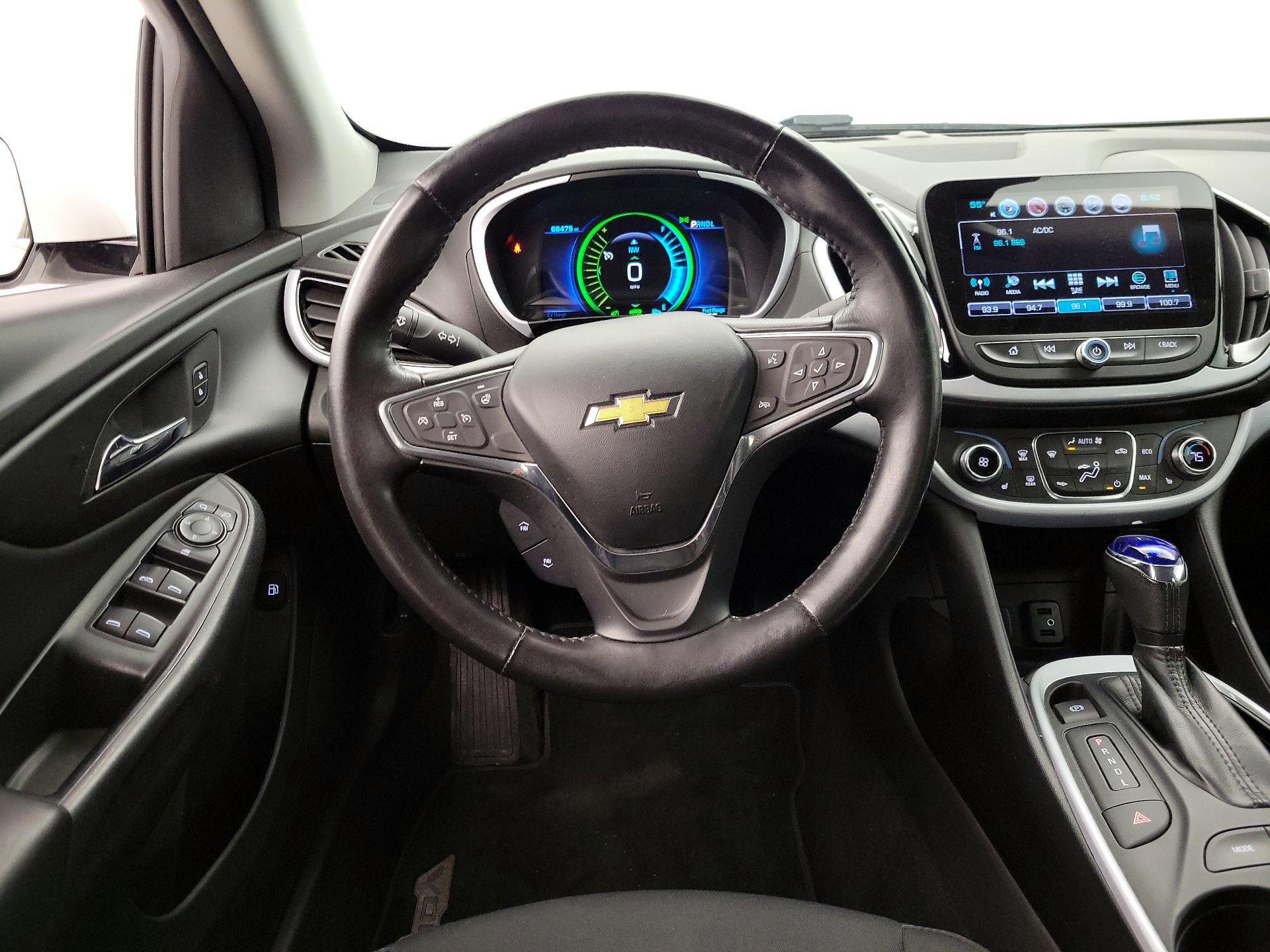 Thumbnail: 2017 Chevrolet Volt - 10