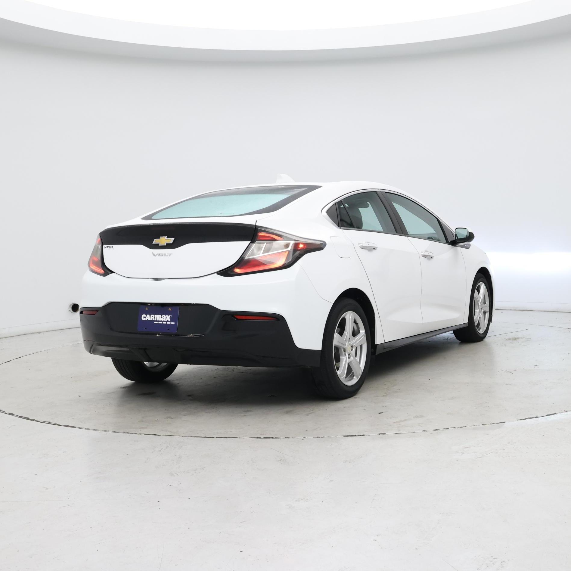 Thumbnail: 2017 Chevrolet Volt - 8