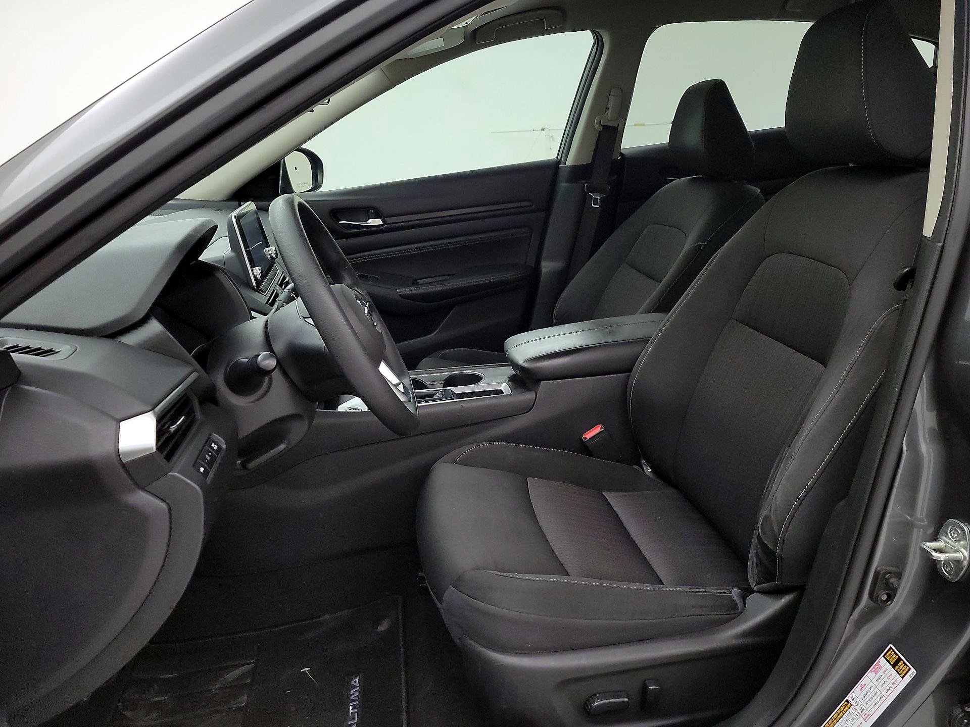 Thumbnail: 2020 Nissan Altima - 11