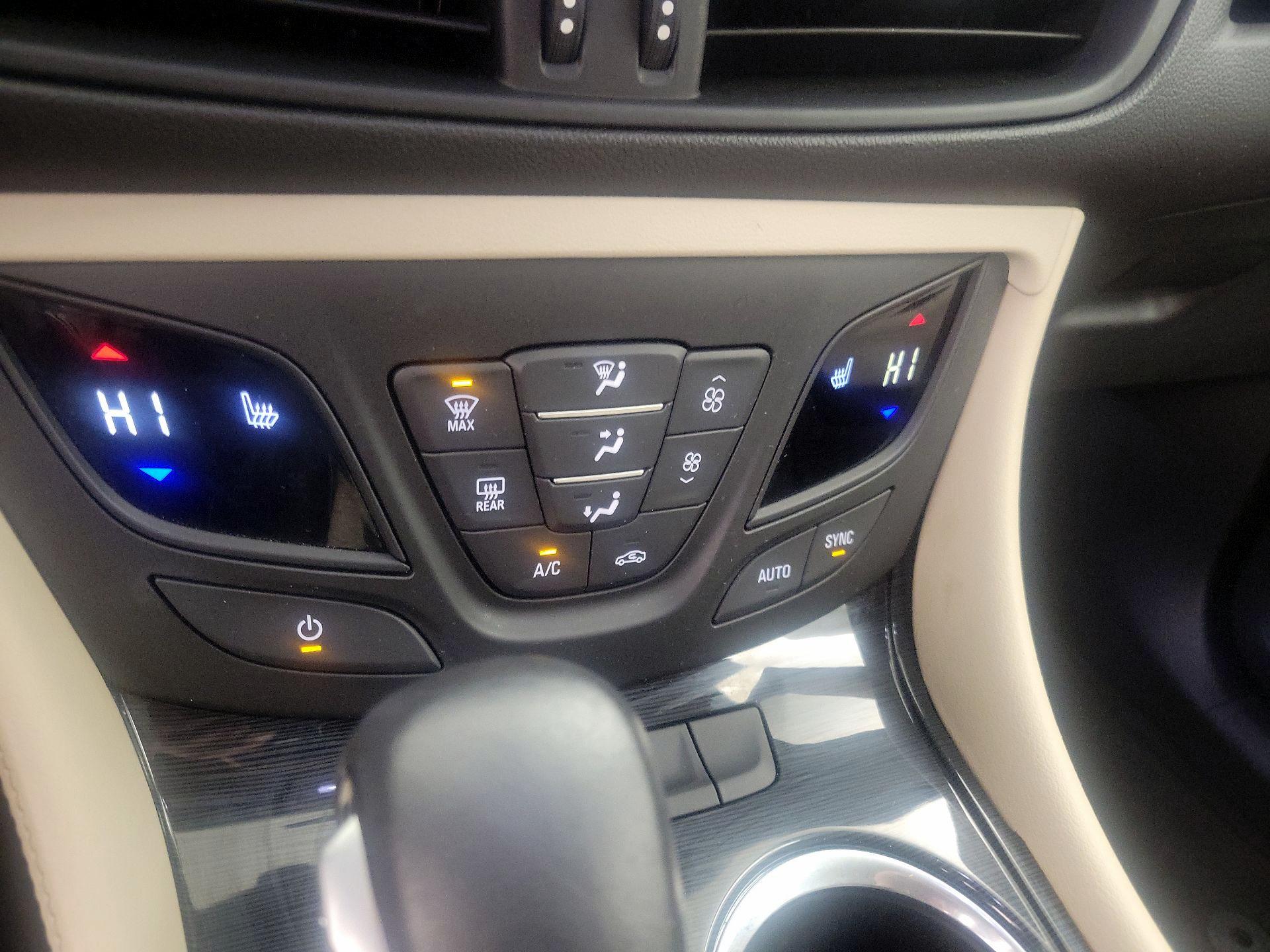 Thumbnail: 2017 Buick Envision - 16