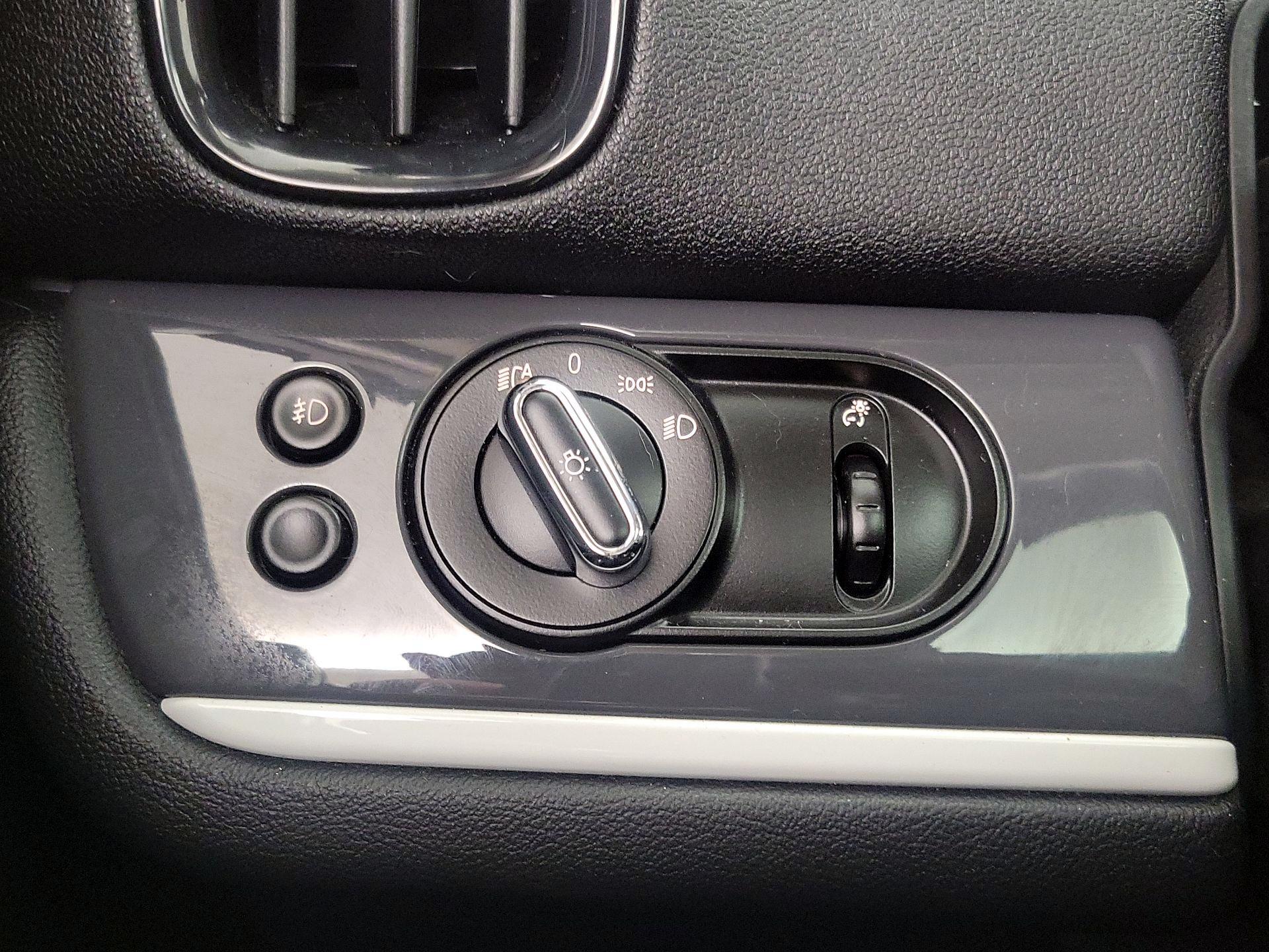 Thumbnail: 2018 MINI Cooper Countryman - 13