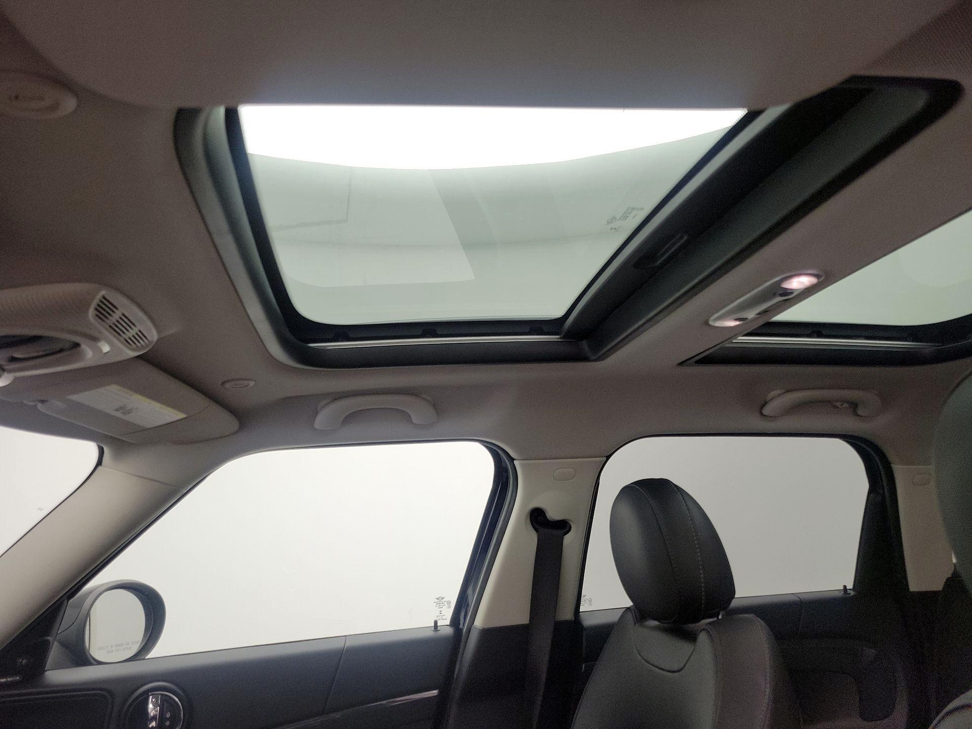 Thumbnail: 2018 MINI Cooper Countryman - 20