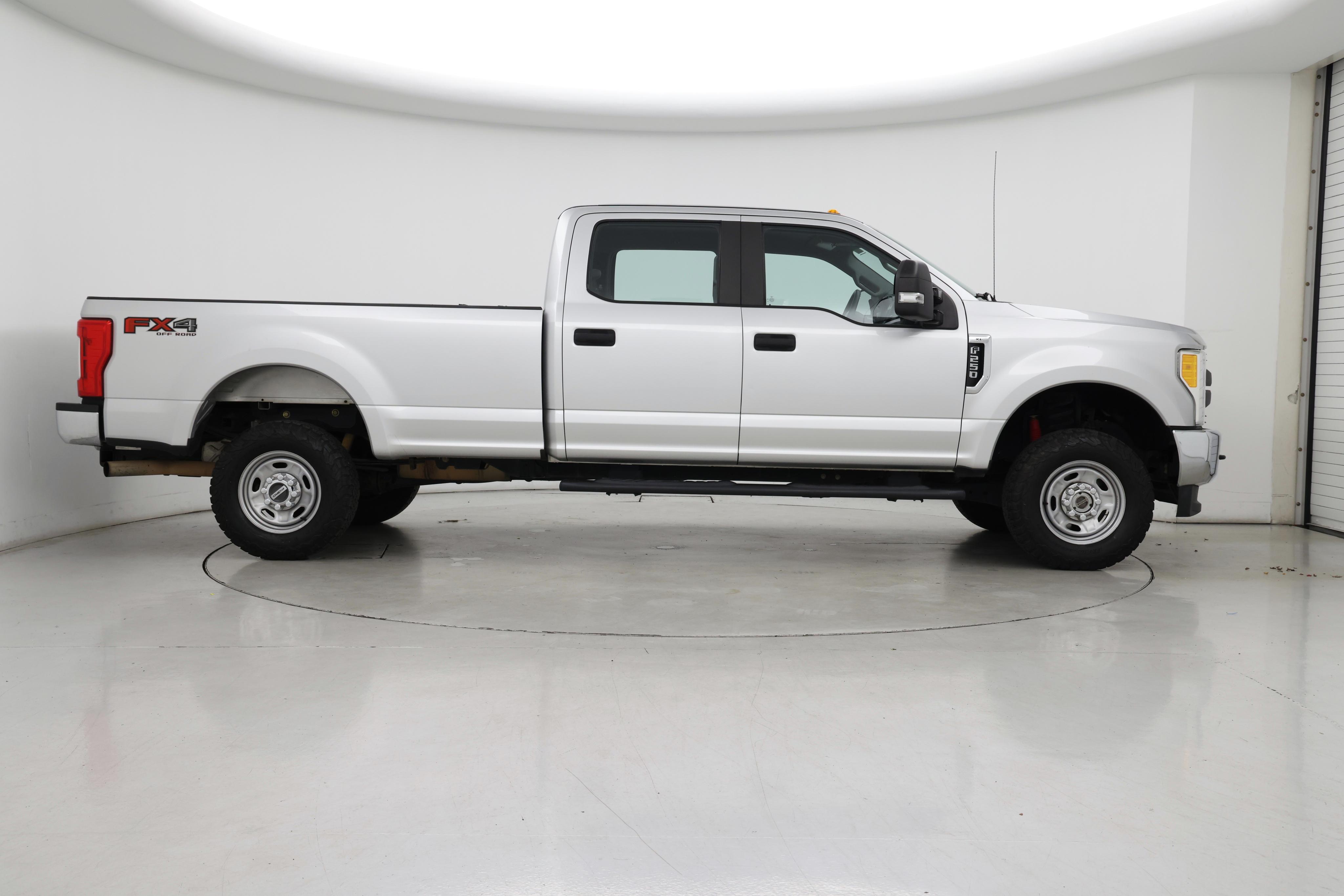 Thumbnail: 2017 Ford F-250 - 7