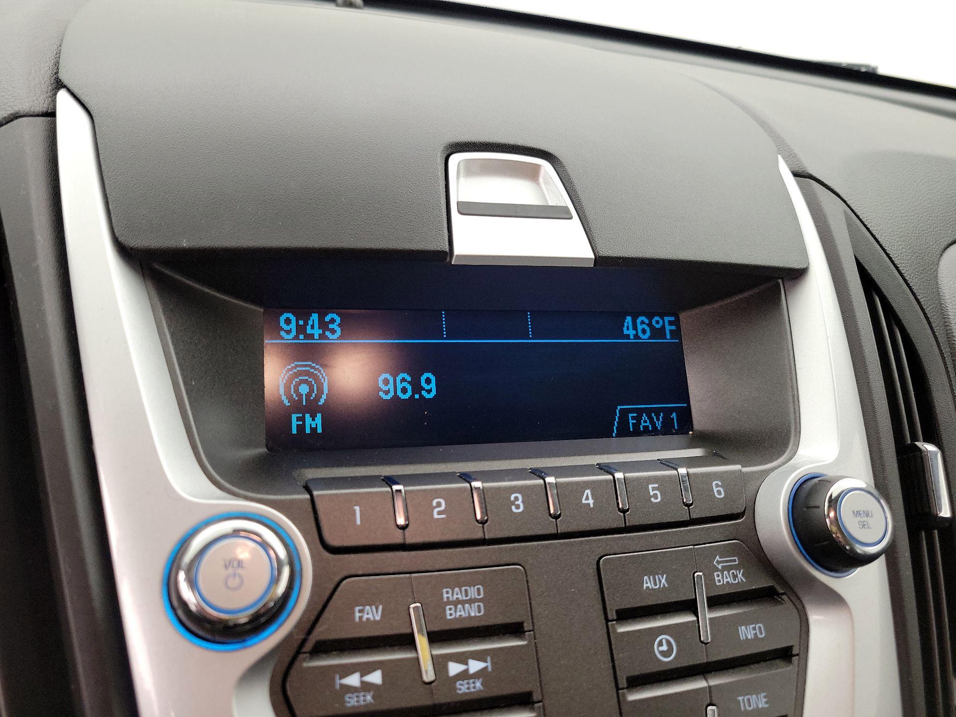 Thumbnail: 2015 Chevrolet Equinox - 13