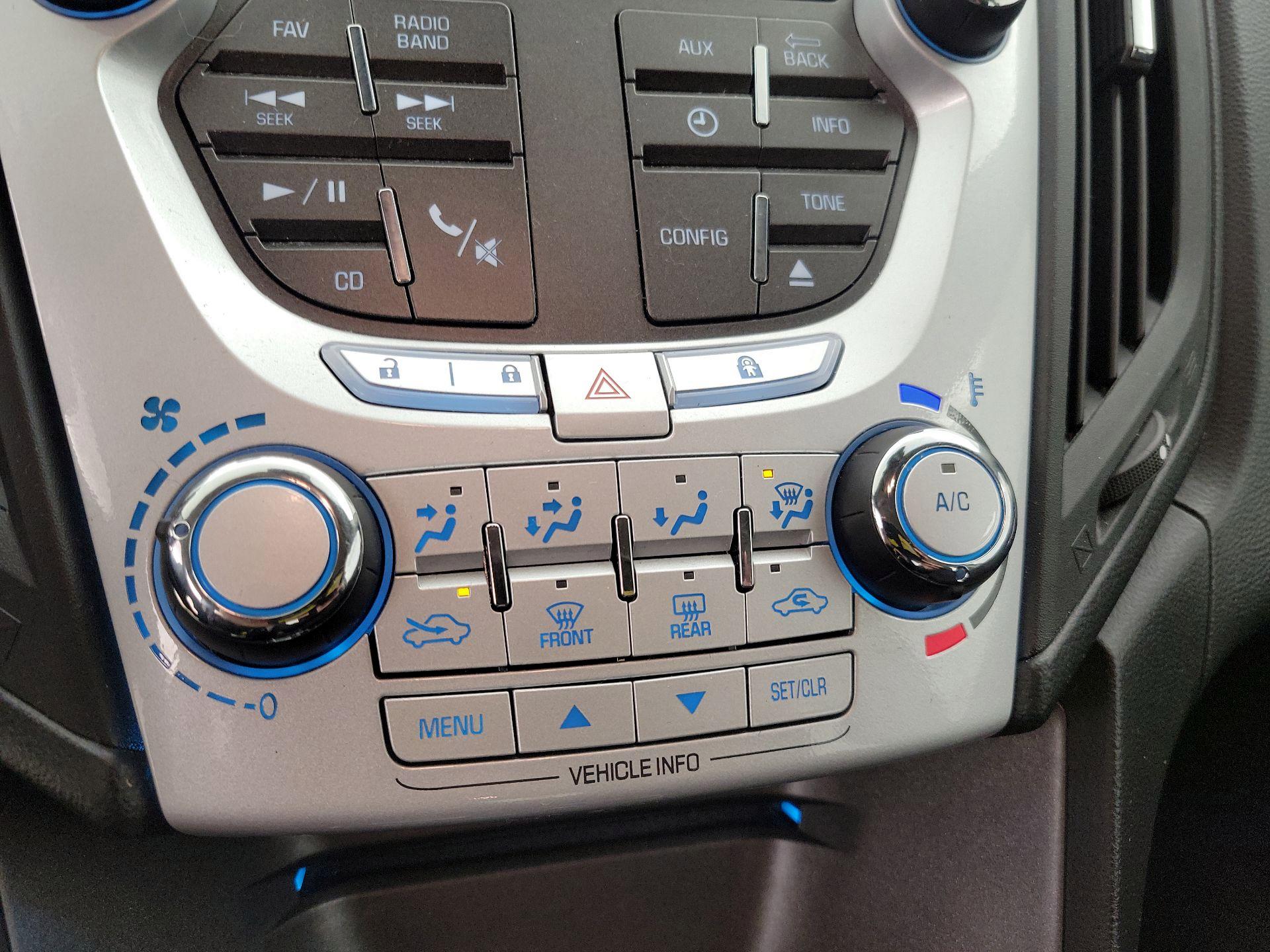 Thumbnail: 2015 Chevrolet Equinox - 14