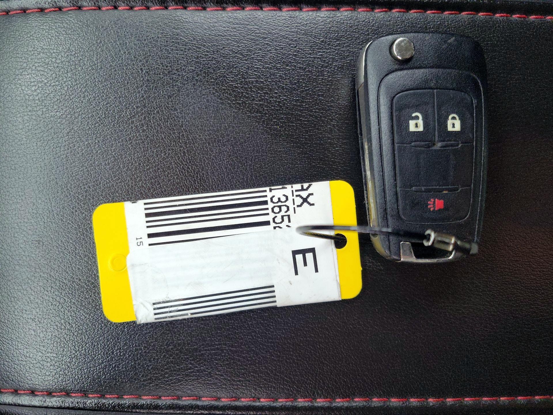 Thumbnail: 2015 Chevrolet Equinox - 20