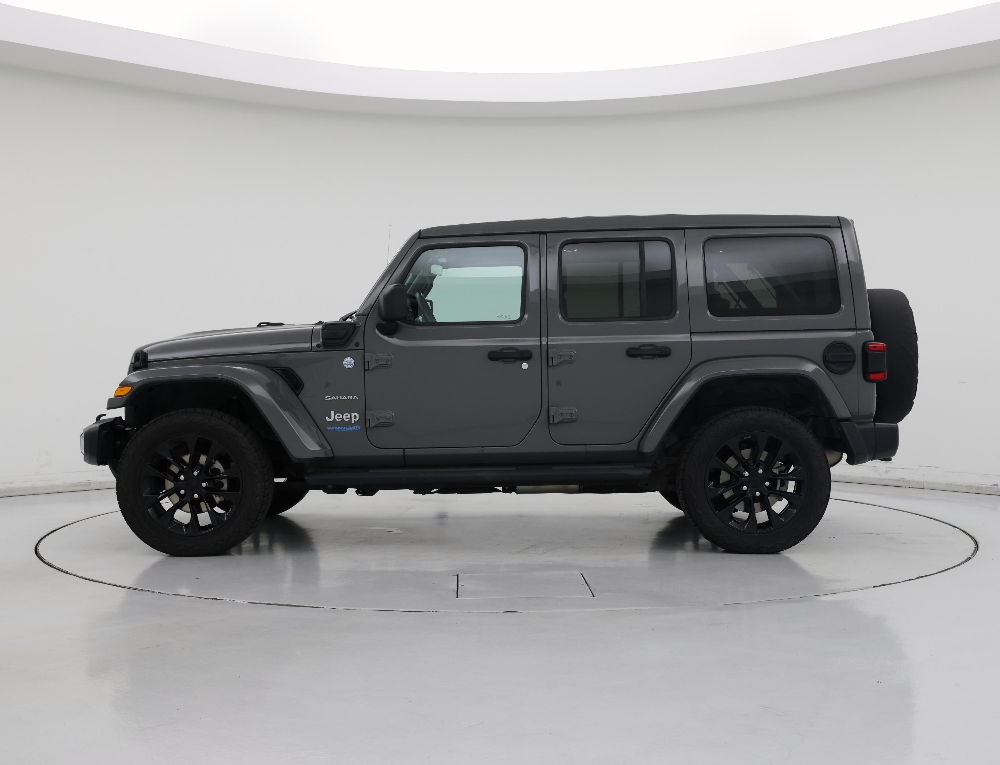 Thumbnail: 2021 Jeep Wrangler - 3