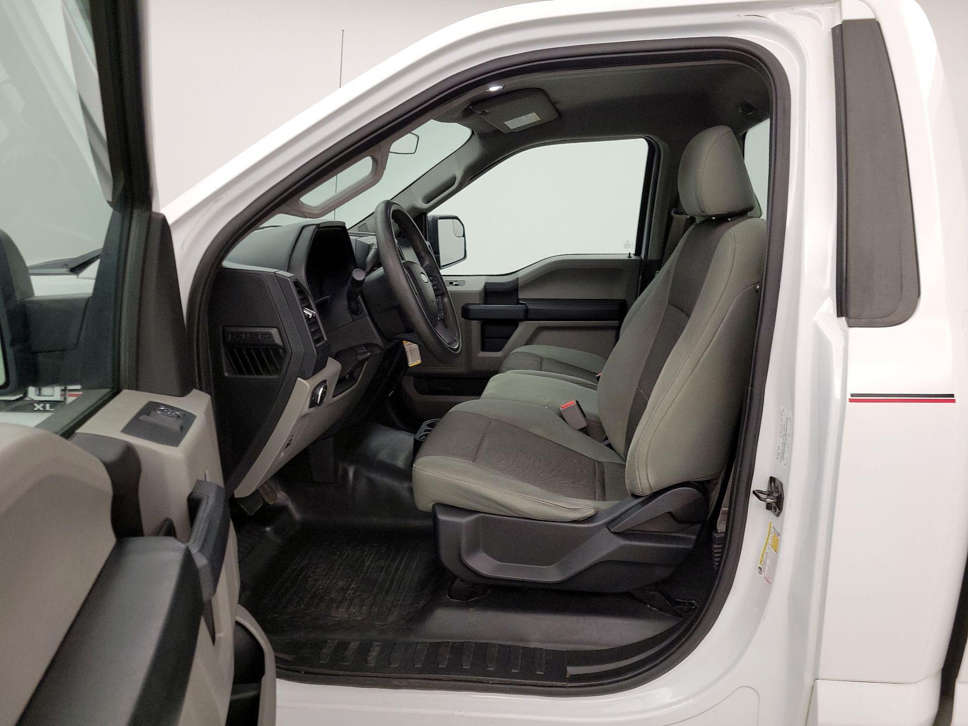 Thumbnail: 2016 Ford F-150 - 11